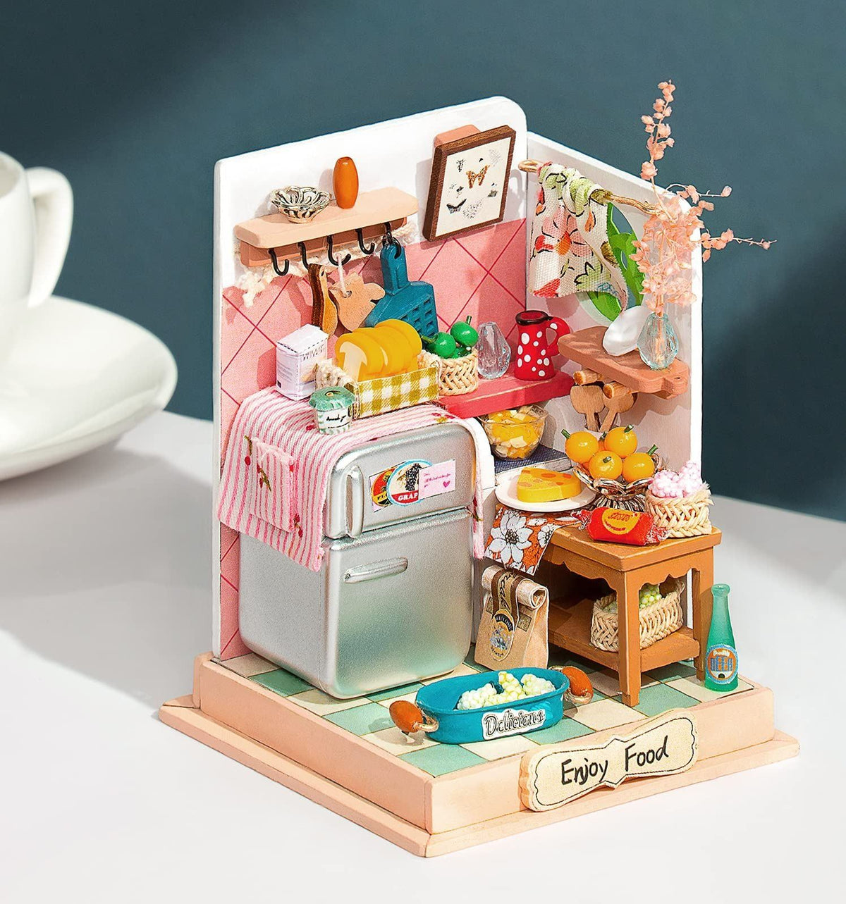 DIY Dollhouse Miniature Kit Mini House Assembly Toy Puzzle Wooden Craft Gifts