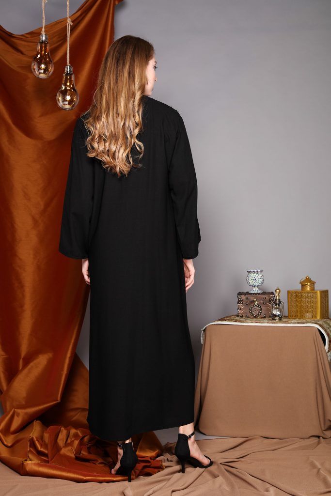 MOiSTREET Front Panel Hand Embroidery Abaya