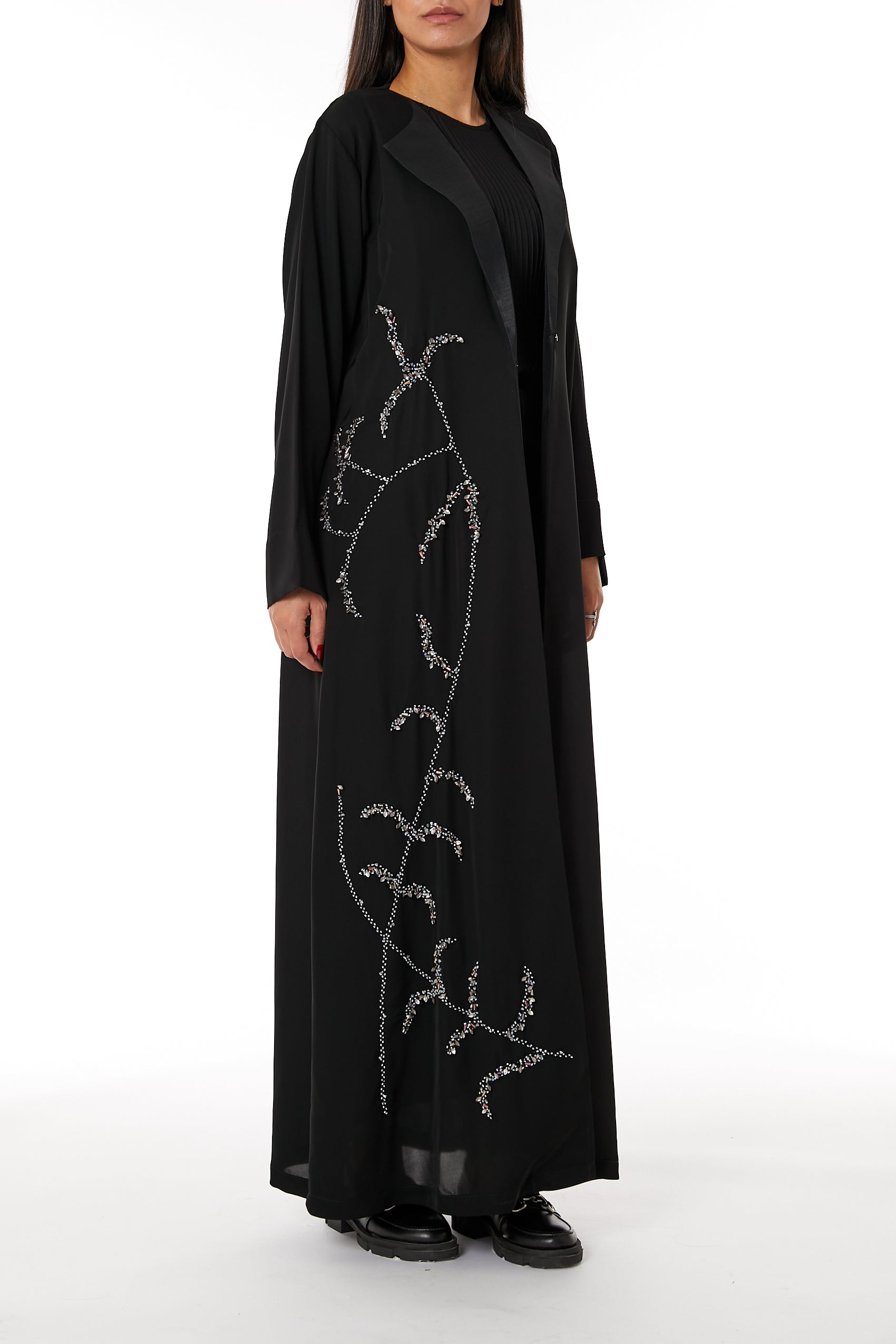 MOiSTREET Black Nida Embroidered Abaya with lapel collar