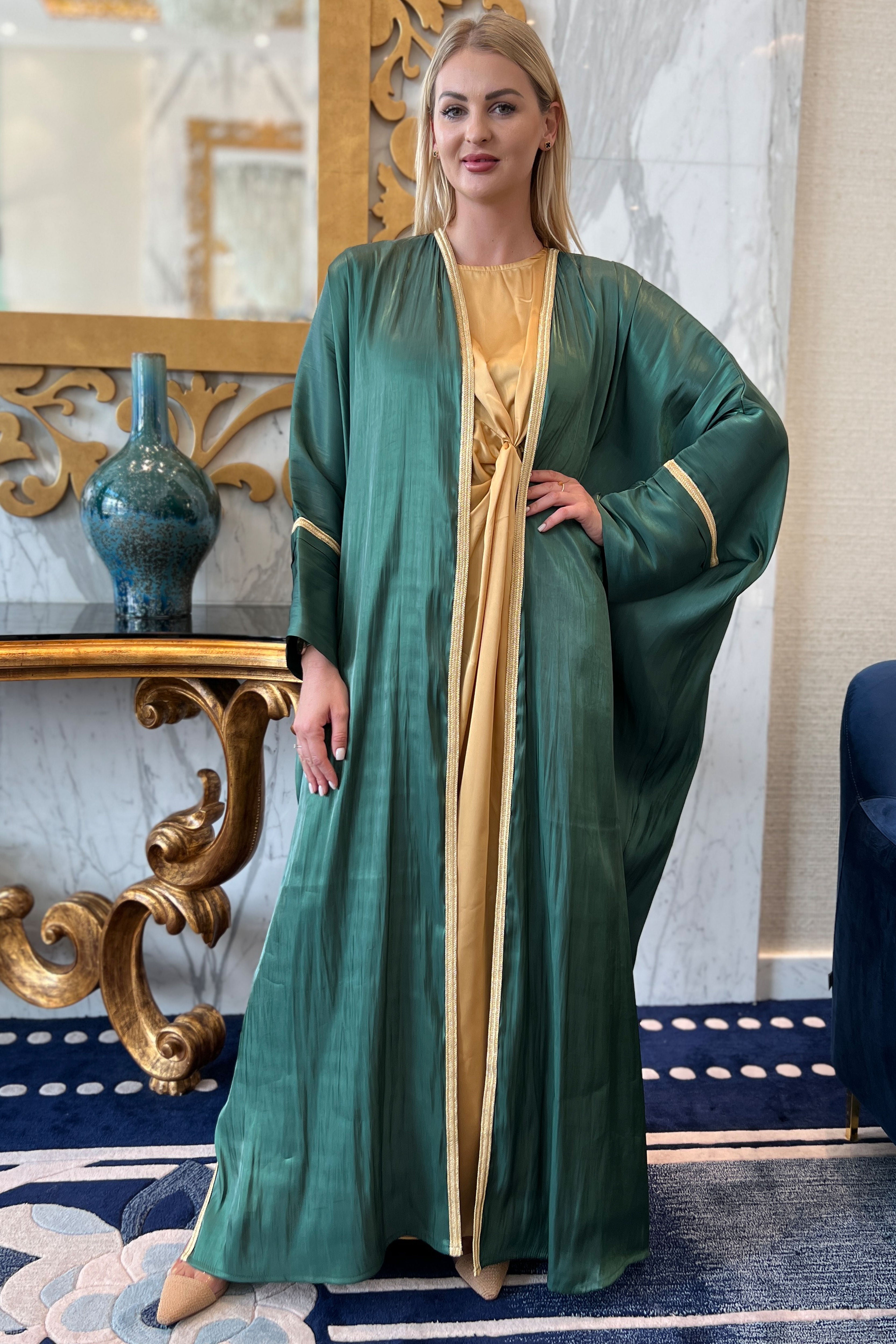 MOiSTREET Green Rotana Shimmer Bhist Abaya Set