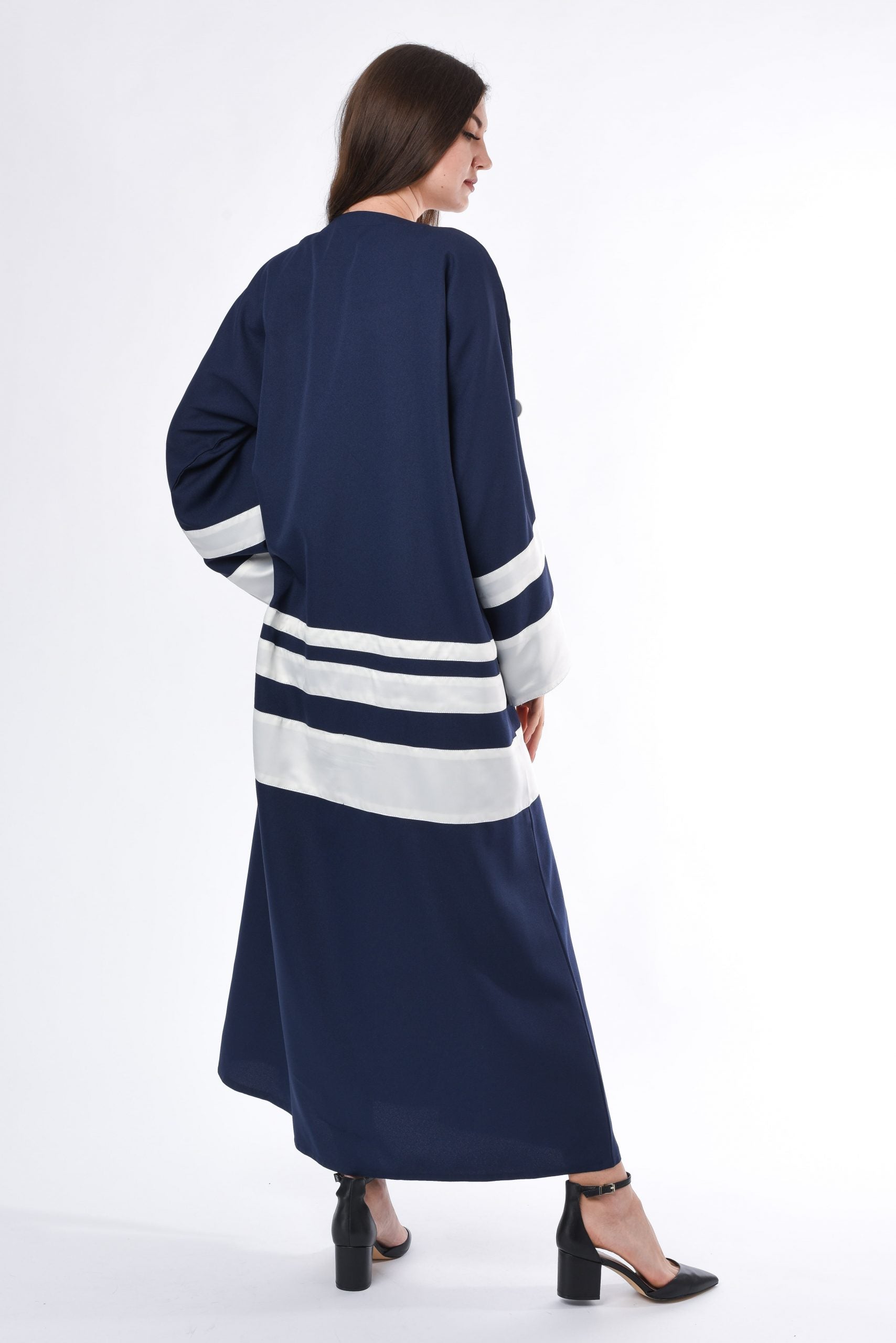 MOiSTREET Navy White Colorblock Abaya