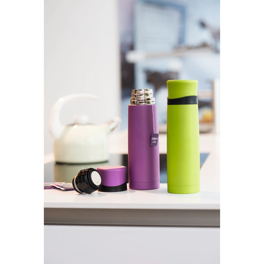 XAVAX 111215 "Estera 0.5" Vacuum Bottle, green