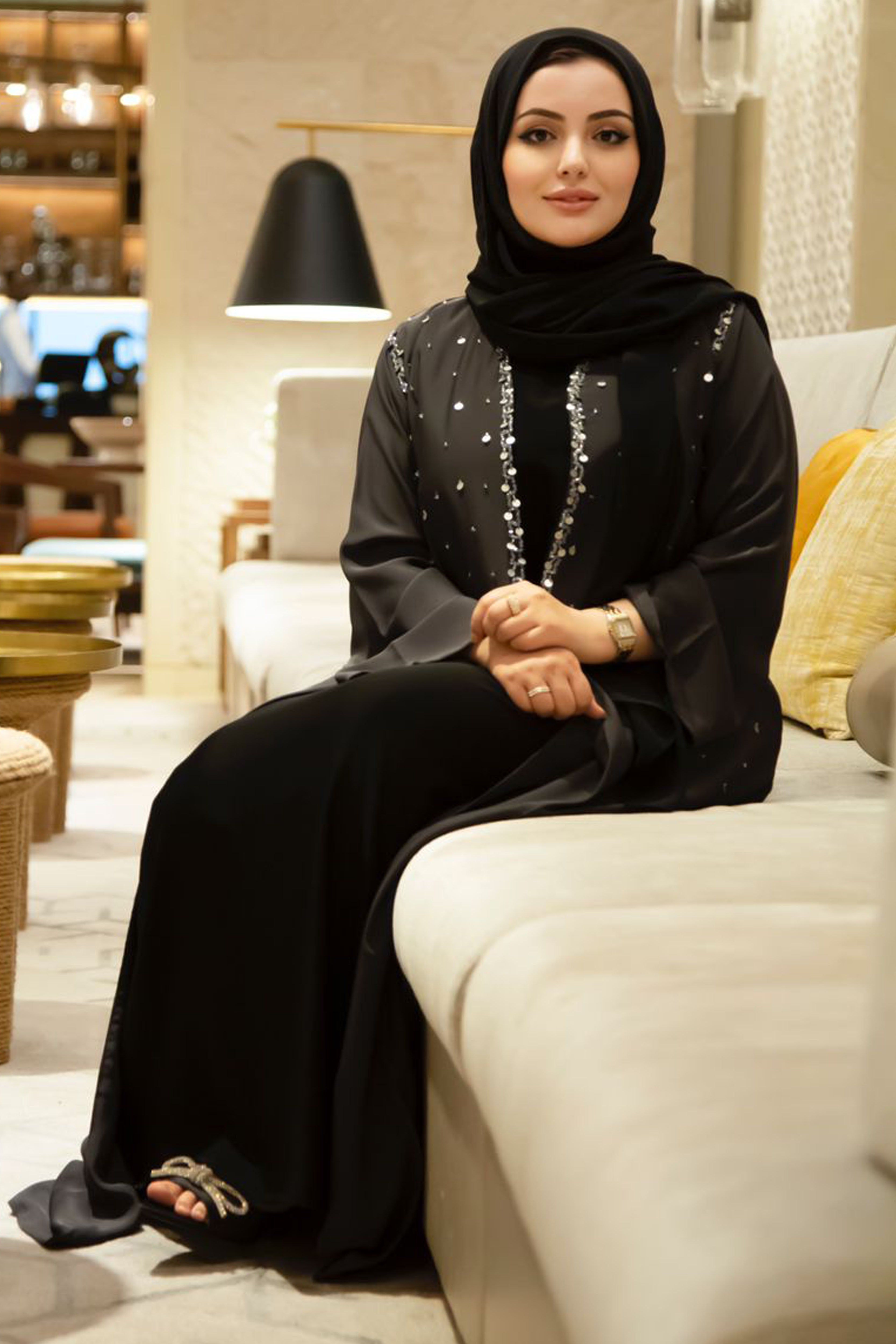 MOiSTREET Grey Korean Nida Embroidery Abaya