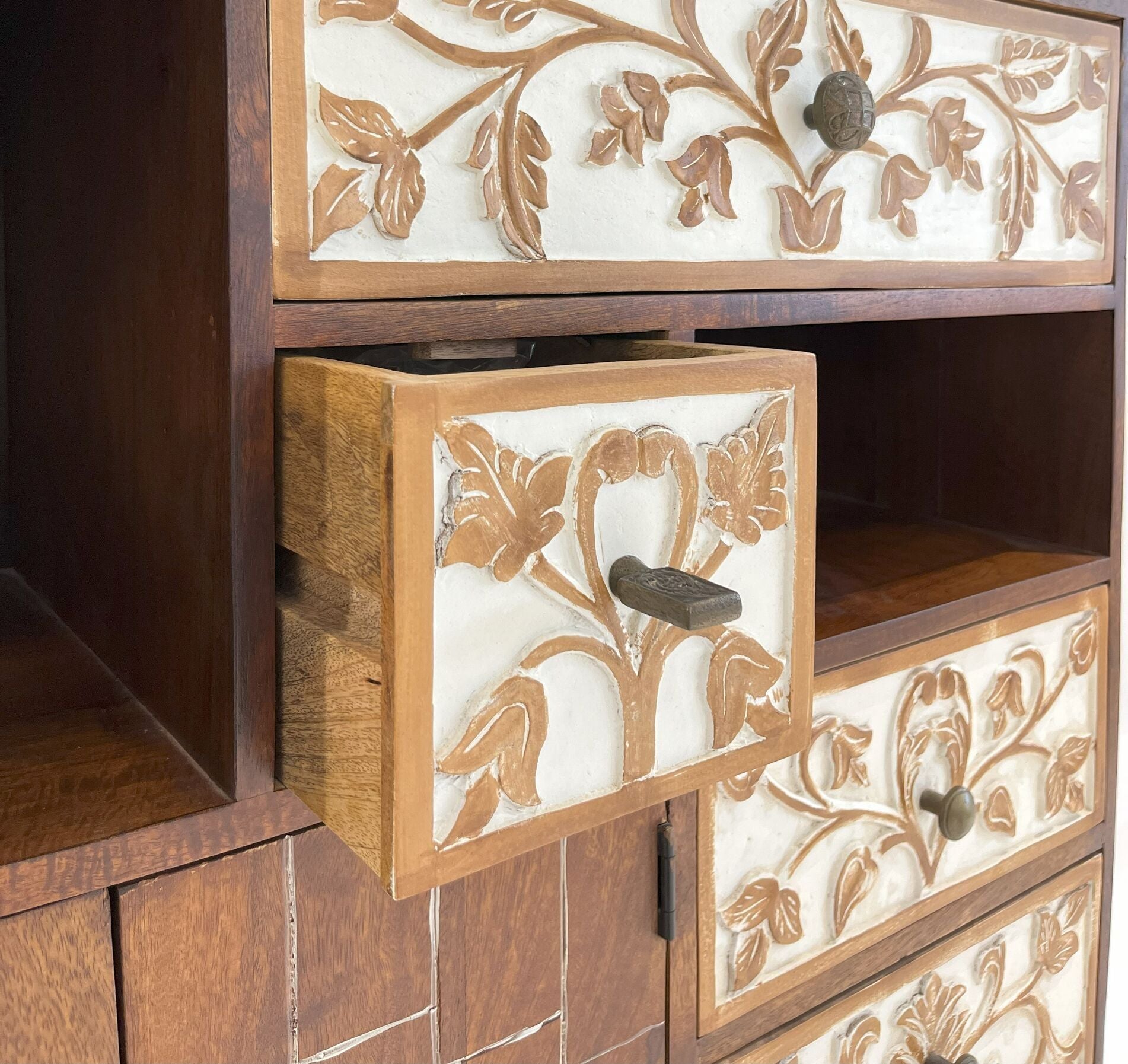 Brown and White Accent Chest #KA3636