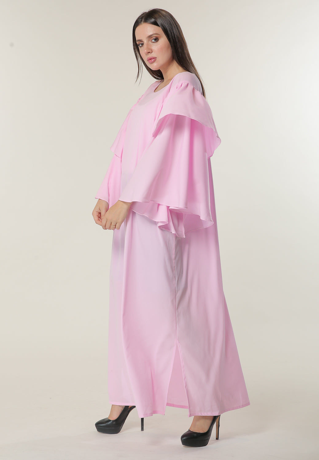 MOiSTREET Frilled Sleeves Under Abaya
