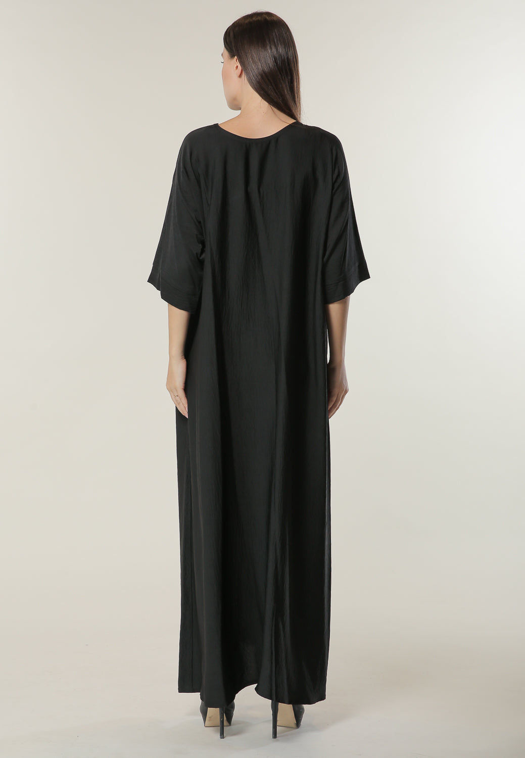 MOiSTREET Classic Black Under Abaya