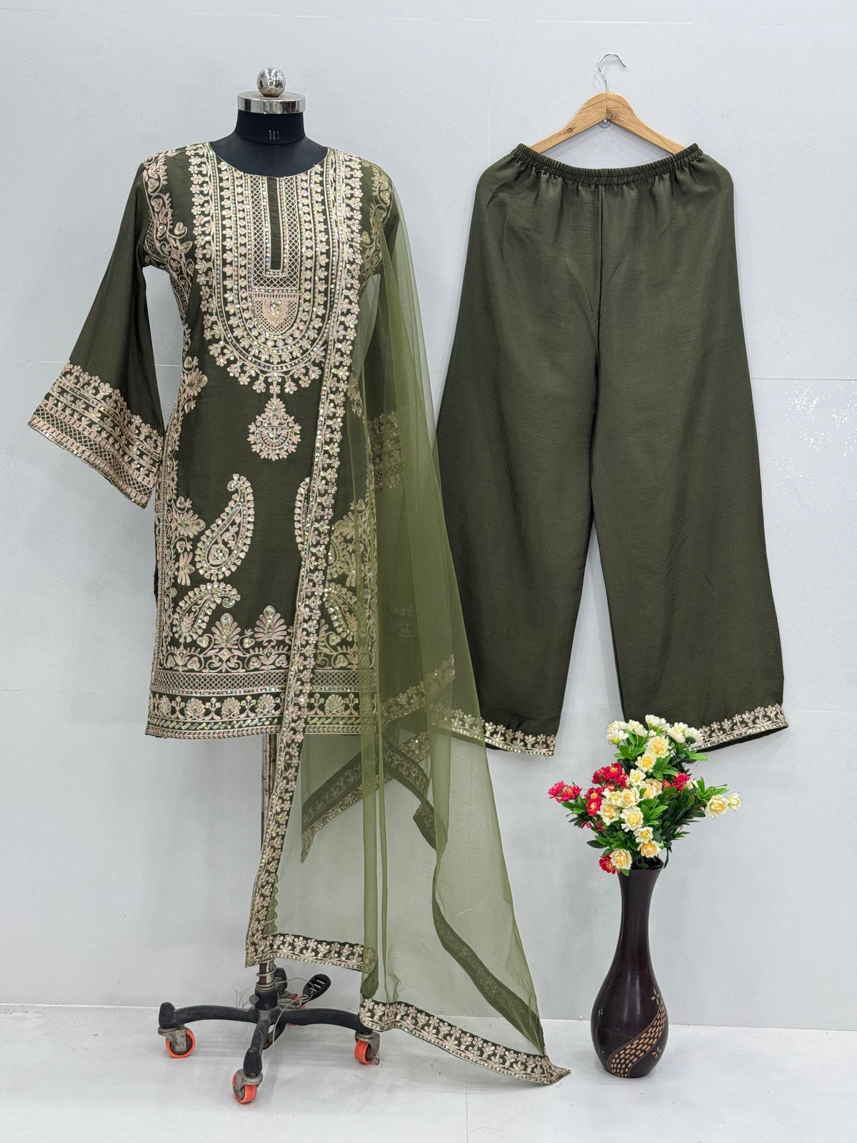 Fab Zone Women's Designer Wear Kurti Plazzo And Dupatta Set