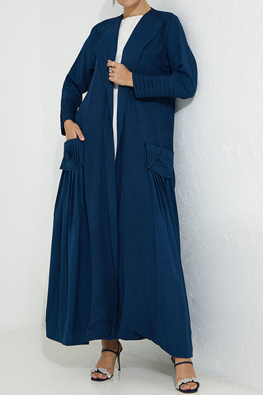 MOiSTREET Dark Blue Louise Crepe Pocket Abaya