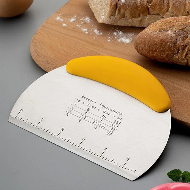 Household Stainless Steel Semi-Round Baking Knife with Scale - Precision Cutter for Cakes, Pastries, and More