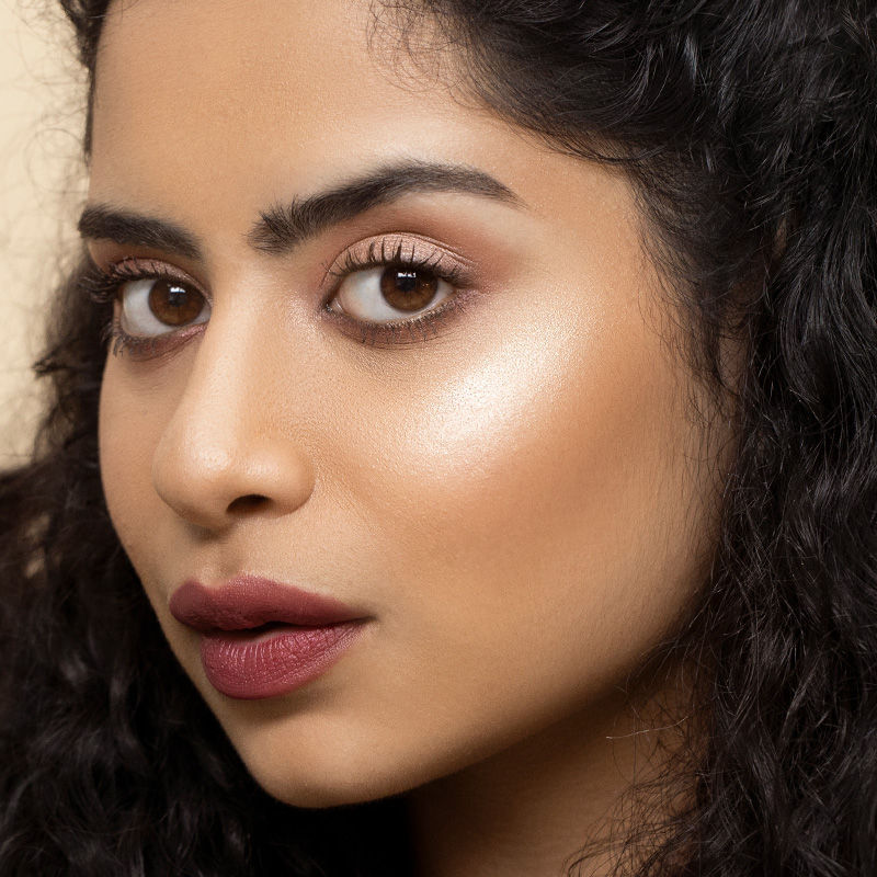 أهداف Nykaa Glow! لوحة هايلايتر Shimmer Brick  Good Old Gold