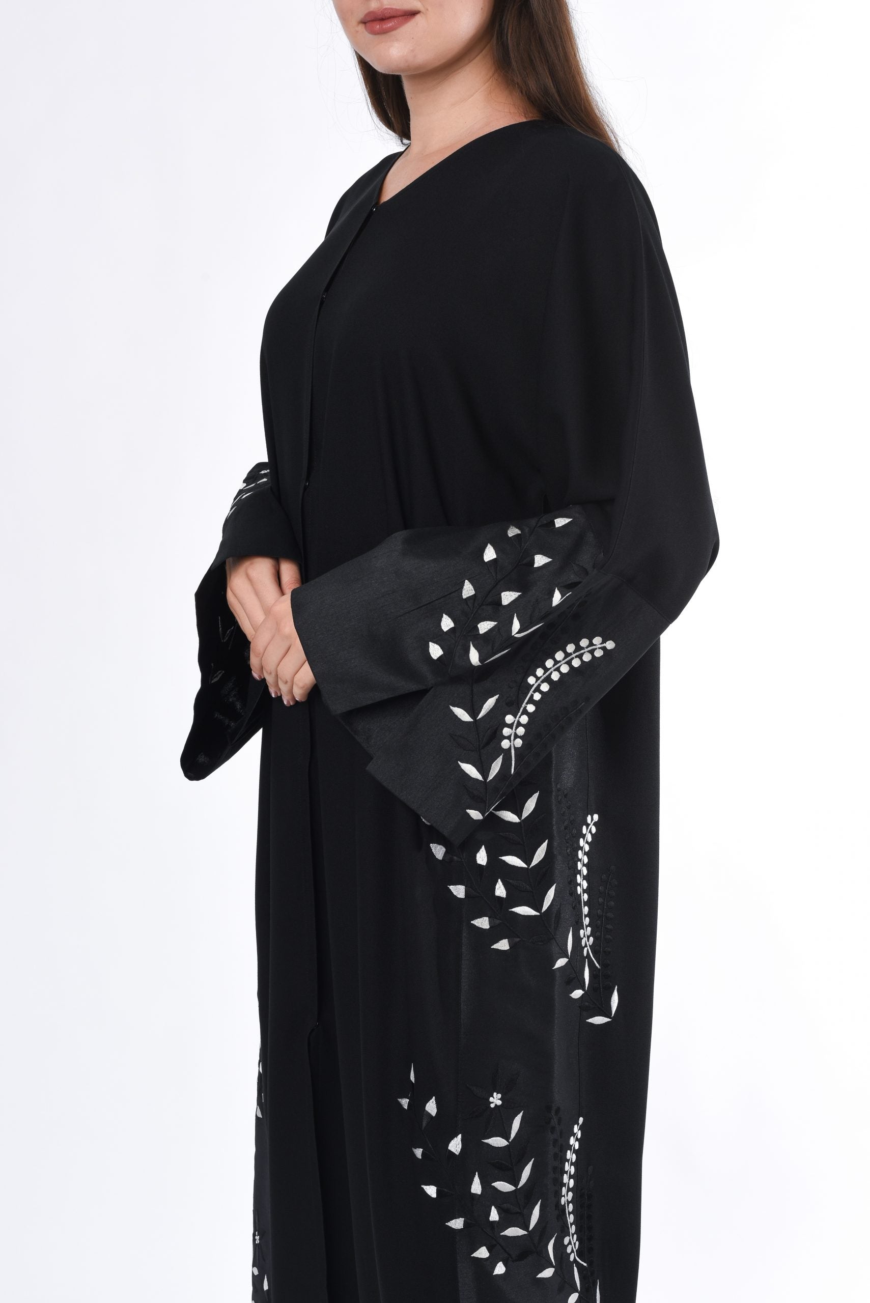 MOiSTREET Black Abaya with Leaves Embroidery