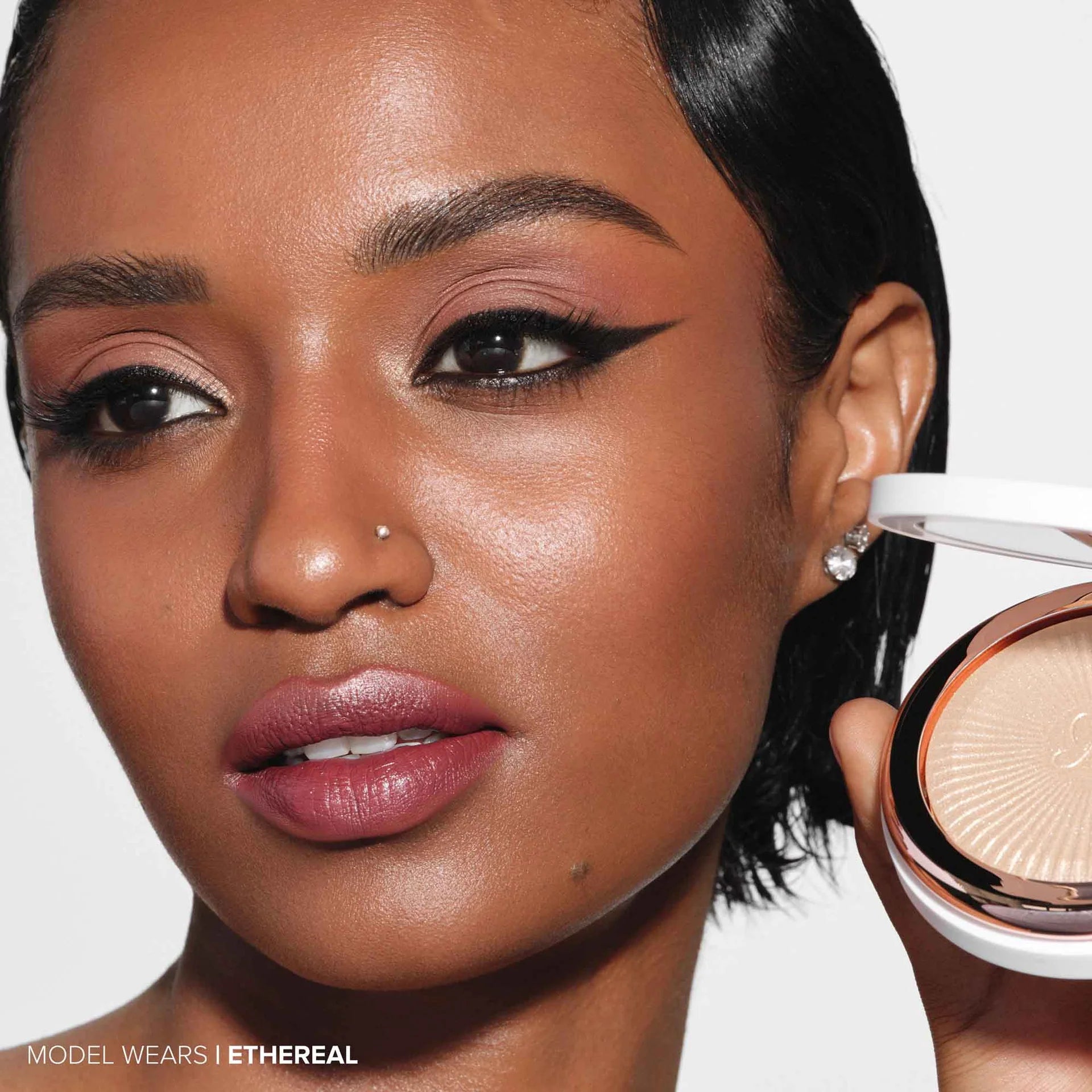 Glow Seeker Highlighter