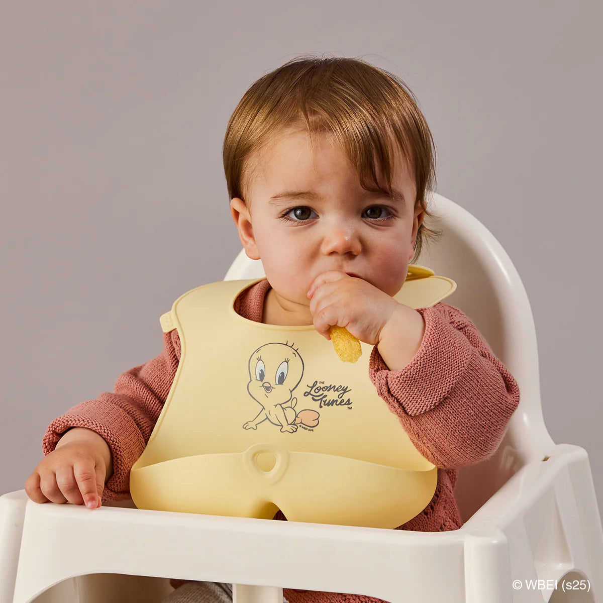 b.box Silicone Bib - Looney Tunes (Tweety)
