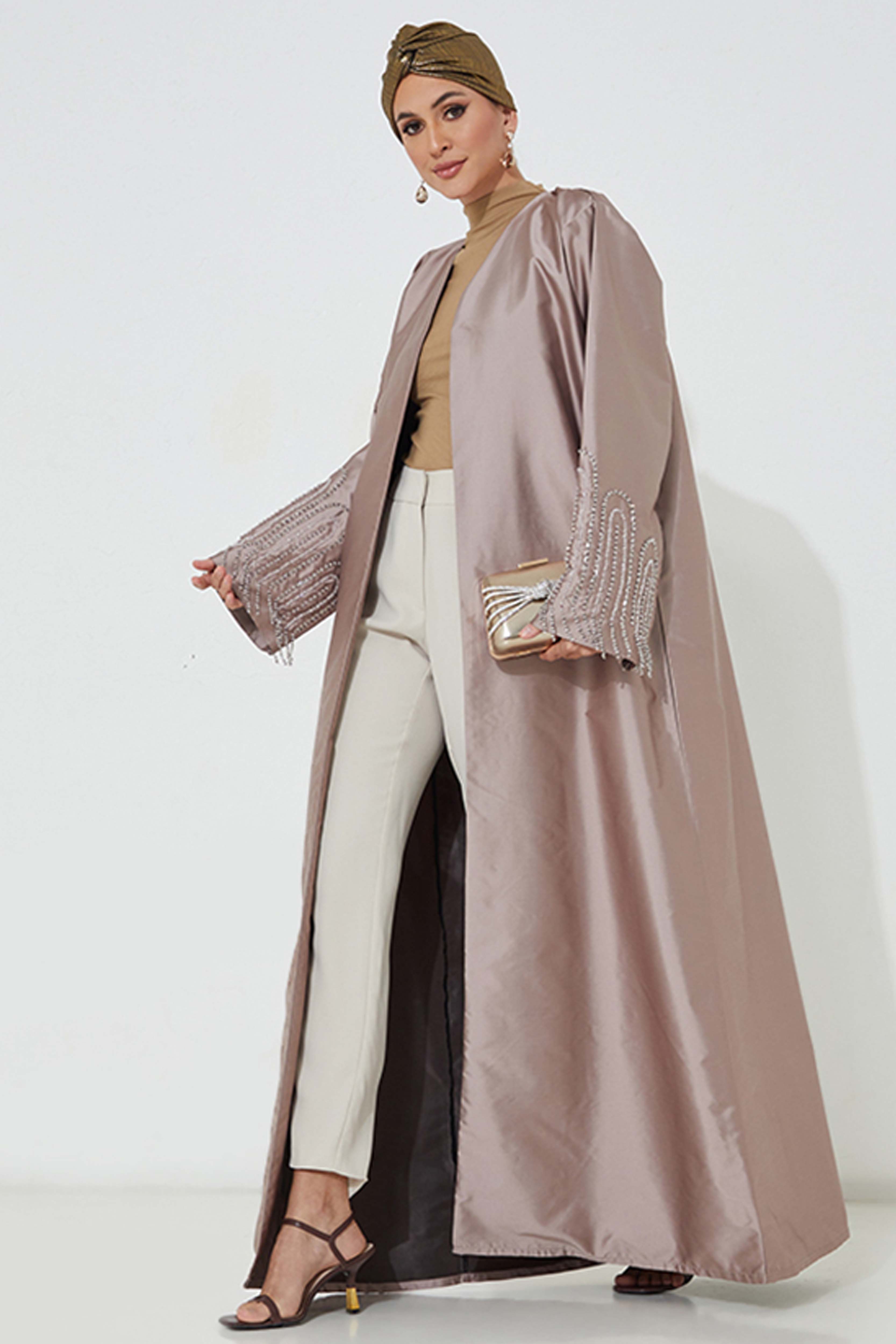 MOiSTREET Pink Victoria Satin Embroidered Abaya