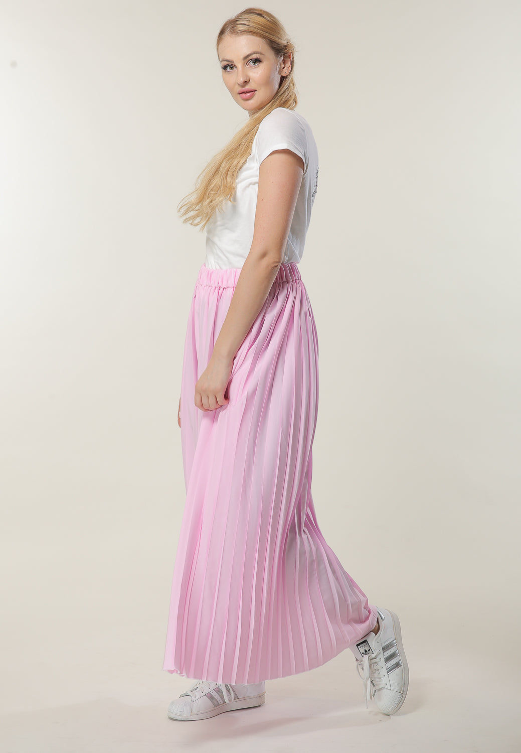 MOiSTREET Pink Pleated Skirt