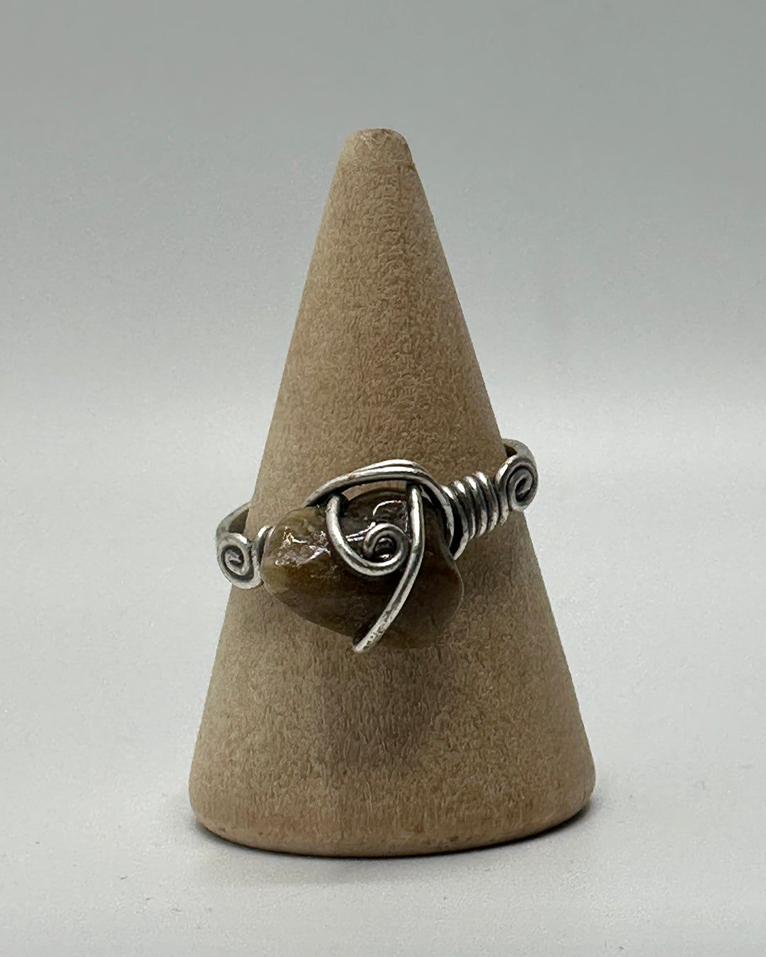 Hartouka Earthbound Wire Rings