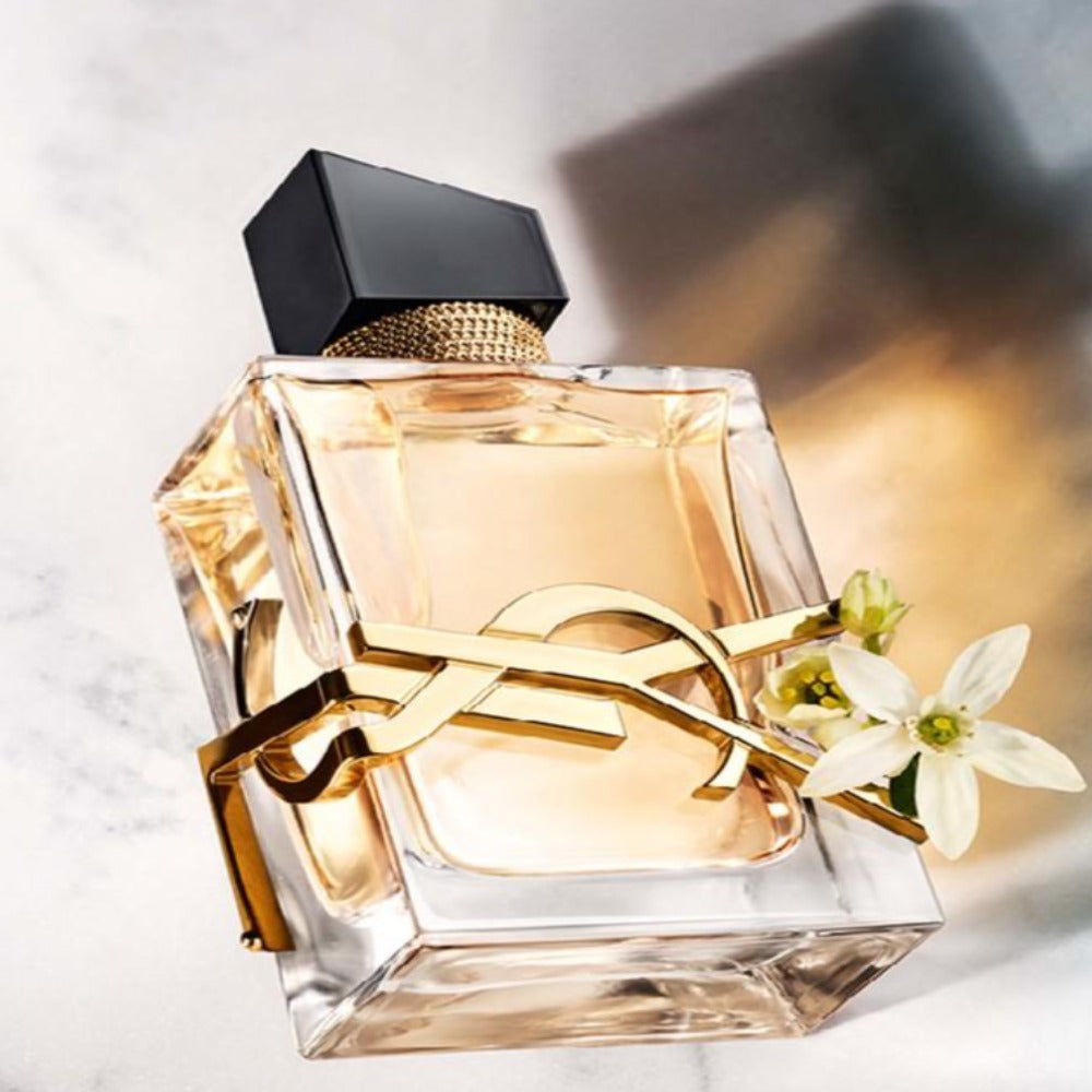 عطر «ليبري»