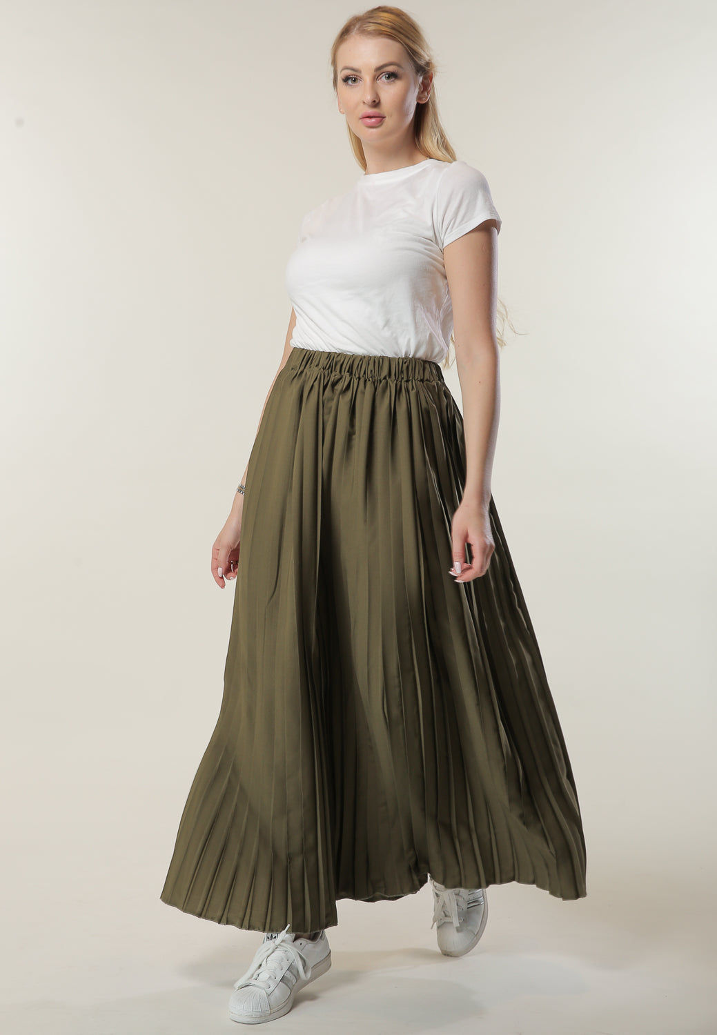 MOiSTREET Green Pleated Skirt