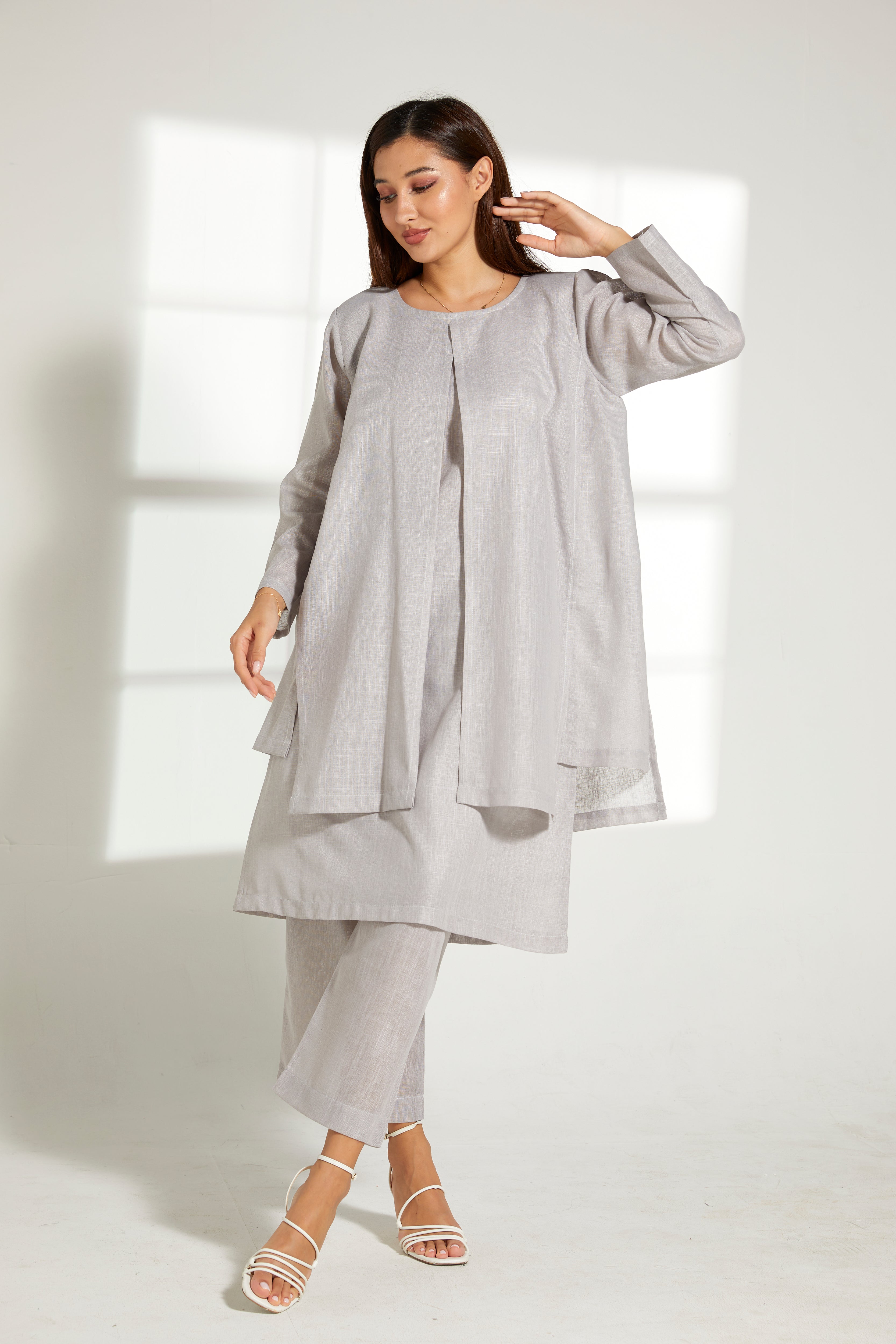 MOiSTREET Grey Linen Fabric Top and Pants Set