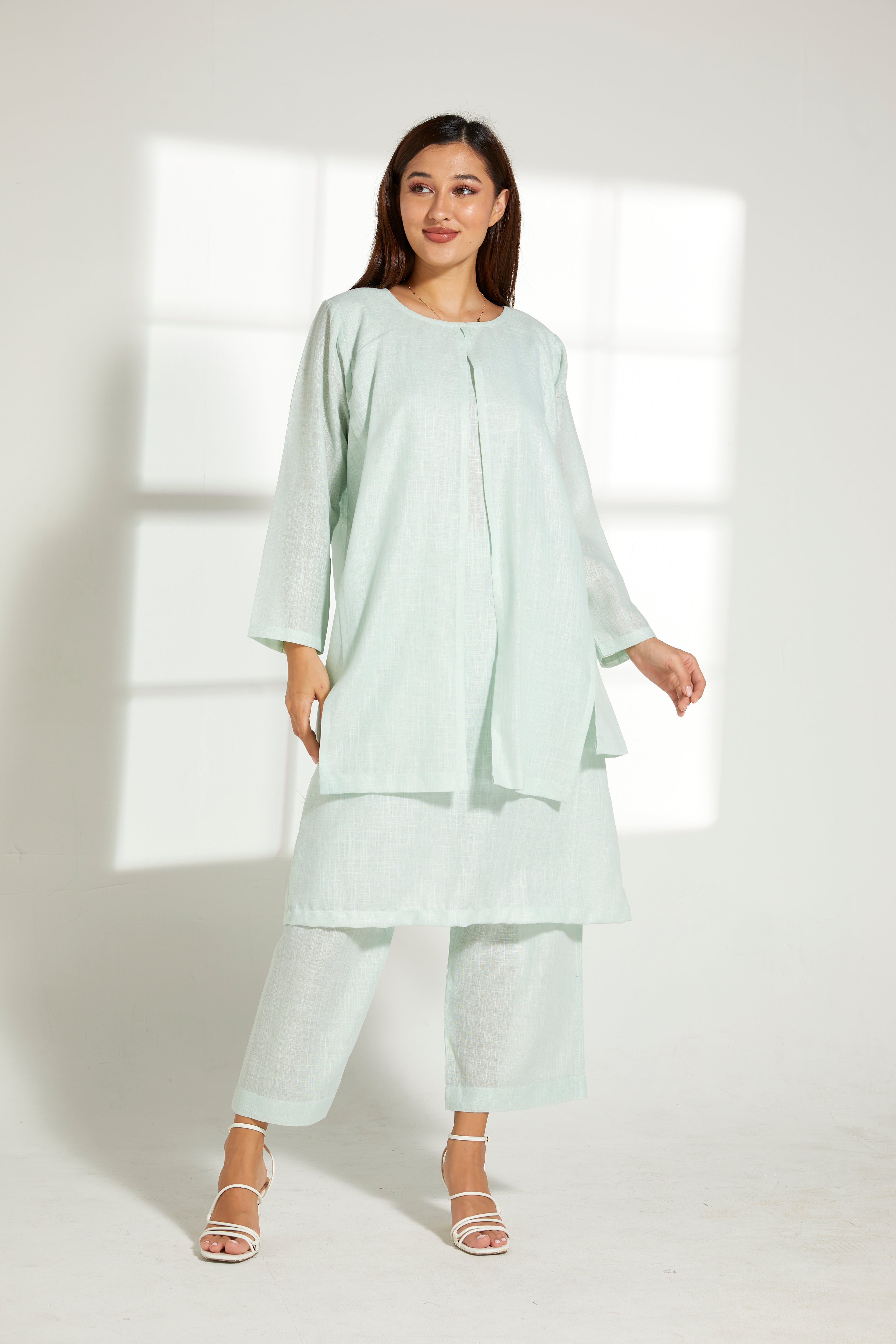 MOiSTREET Sea Green Linen Fabric Top and Pants Set