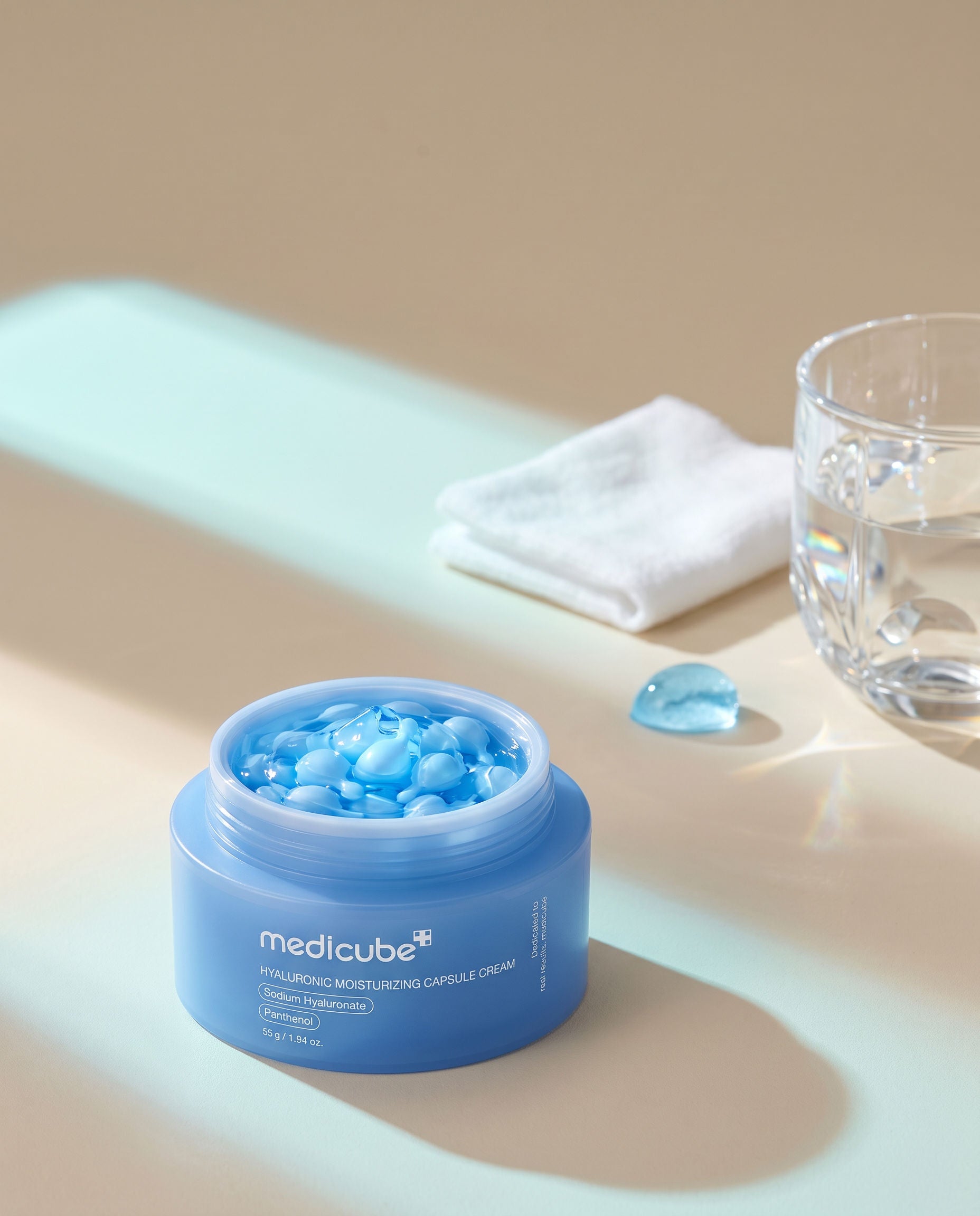 Medicube Hyaluronic Moisturizing Capsule Cream (Elite Seoul Skin)