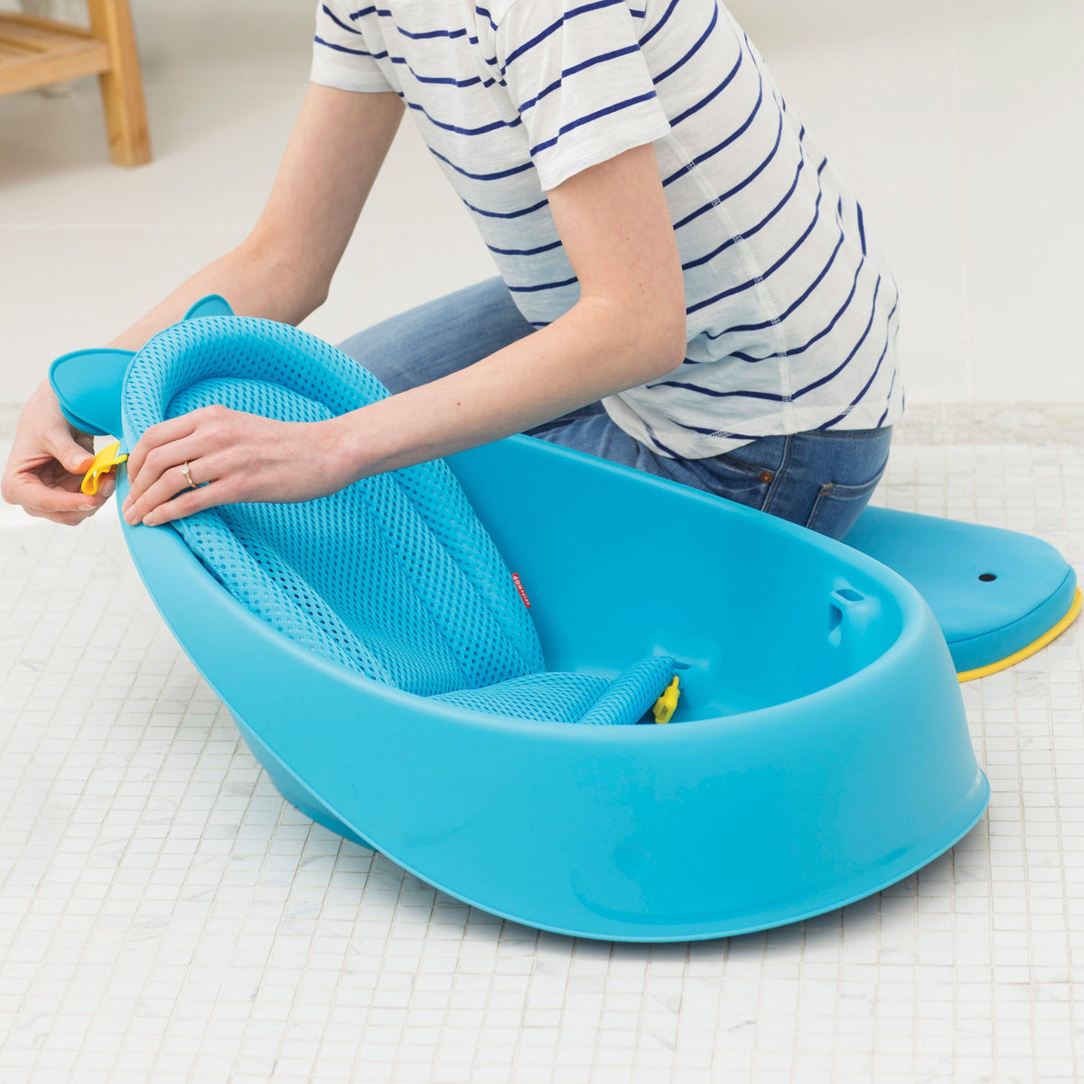 SkipHop - Moby Smart Sling 3-Stage Tub - Blue