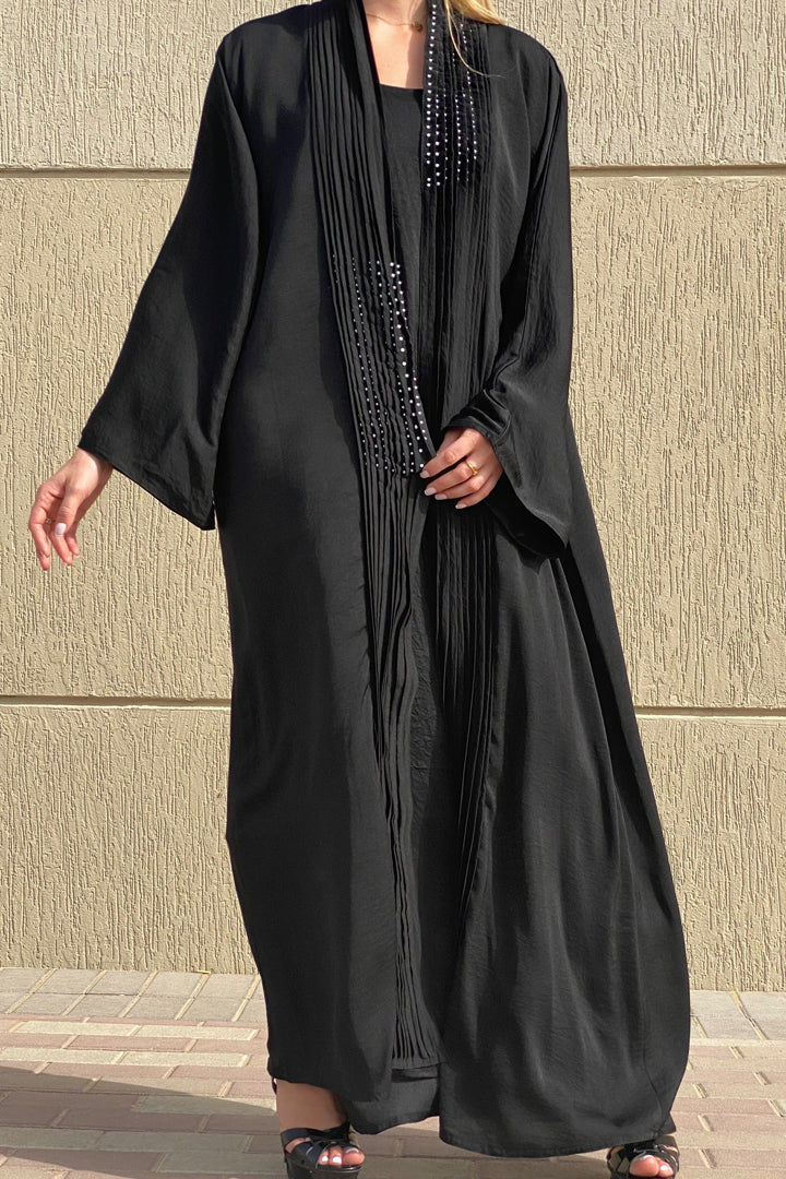 MOiSTREET Harir Maqsood Black Pleated Abaya