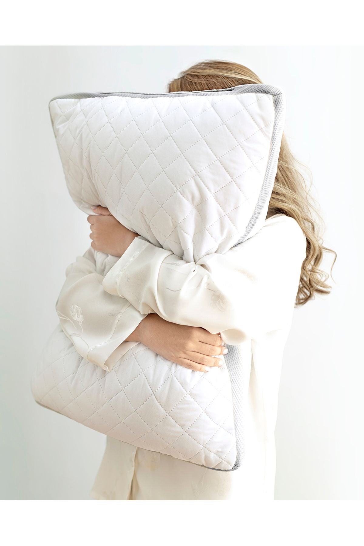 Pillow 50x70 Cm 700 g Microfiber Silicone Fiber