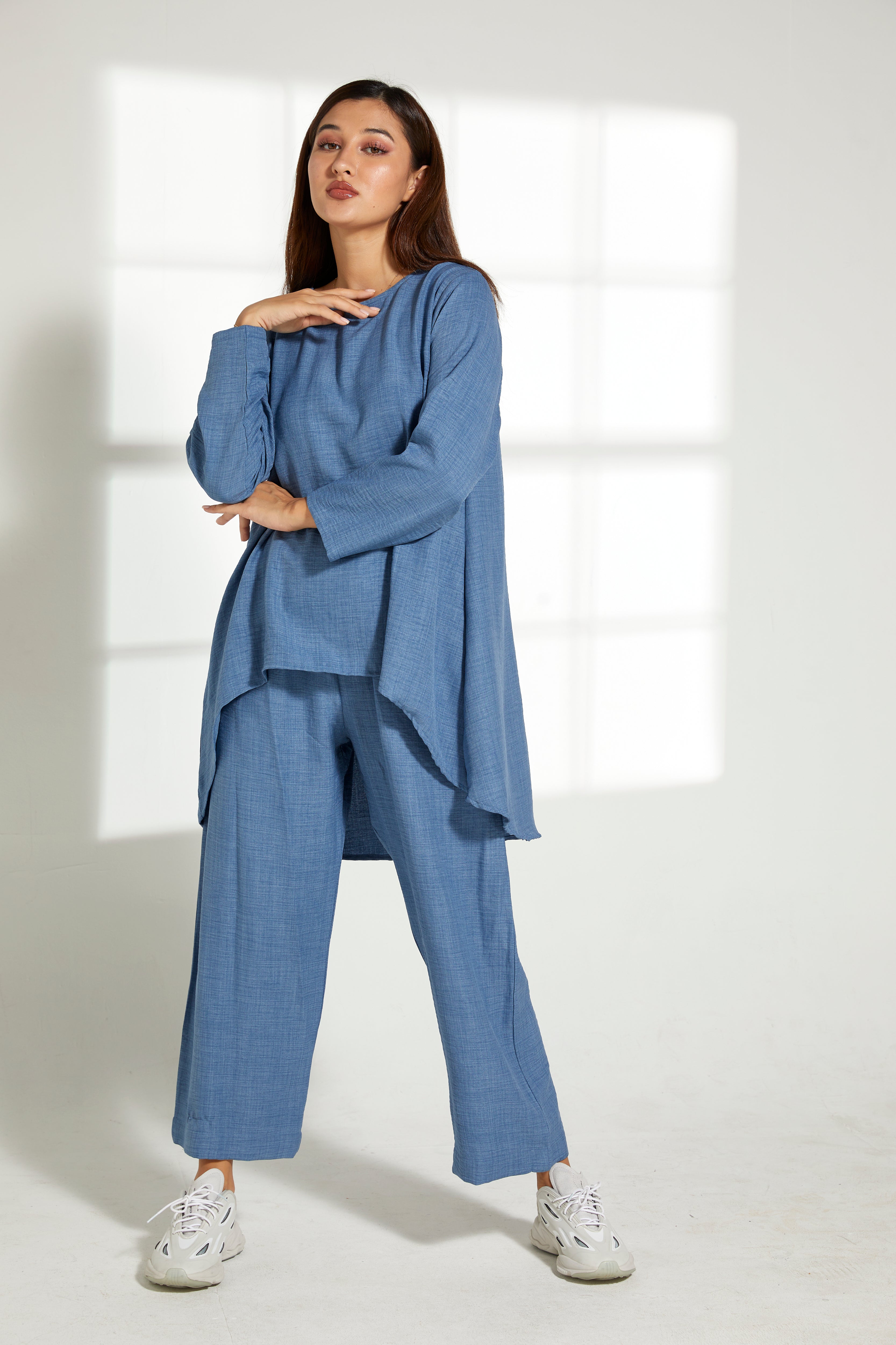 MOiSTREET Blue CEY Mélange Fabric Top And Pants Set