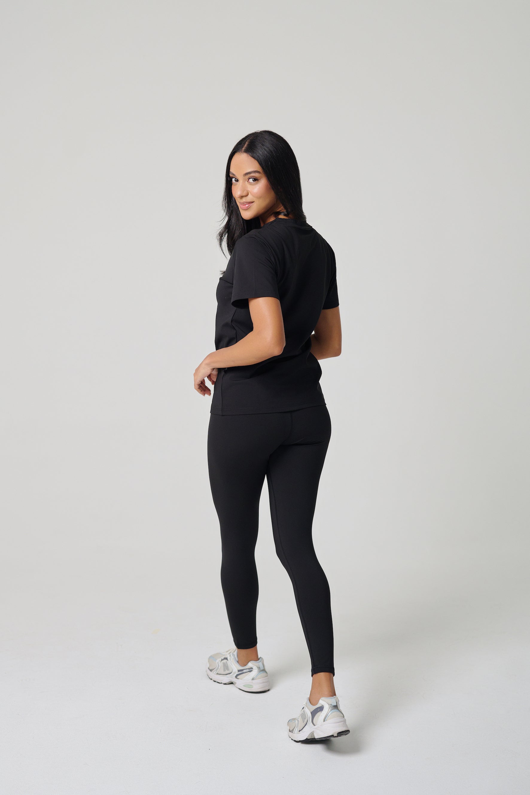 MULU Classic Women's T-shirt - Black