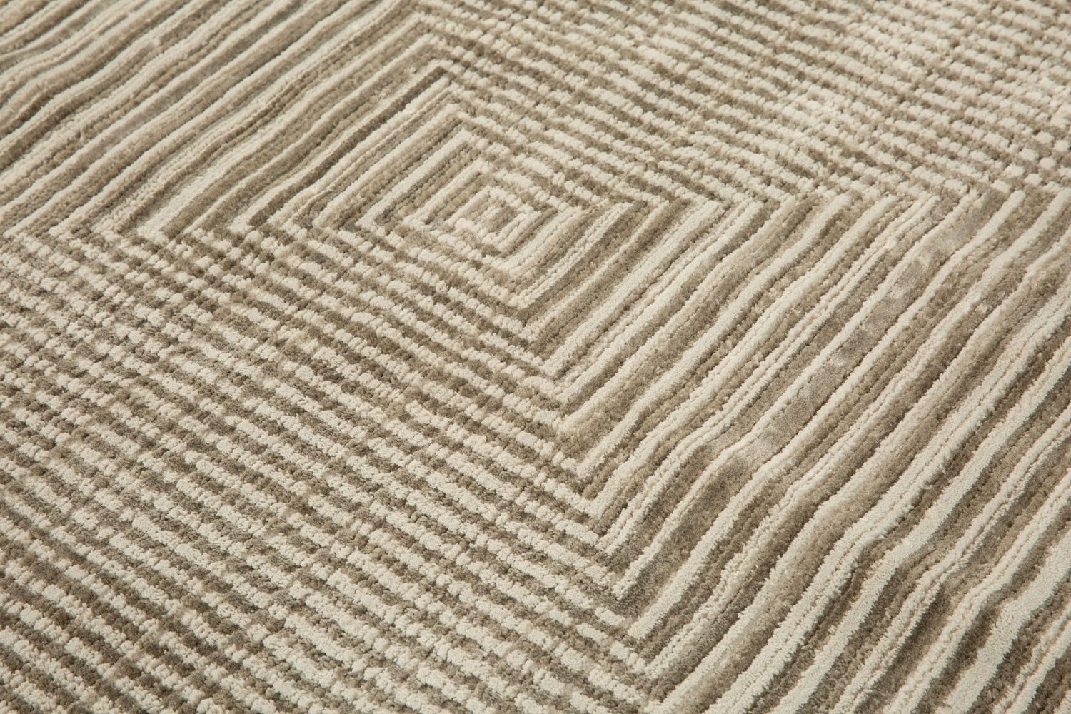 160×220 Mojave Carpet Rug #4150