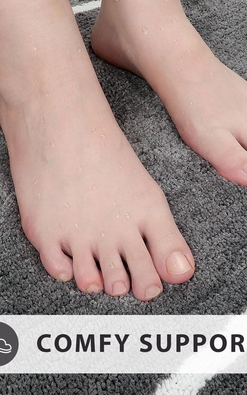 AIESY® Beautiful Runner Double Border Design Non-Slip Bath Mat