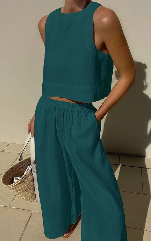 Women's Plus-Size Sleeveless Shirt & Loose Long Pants Set