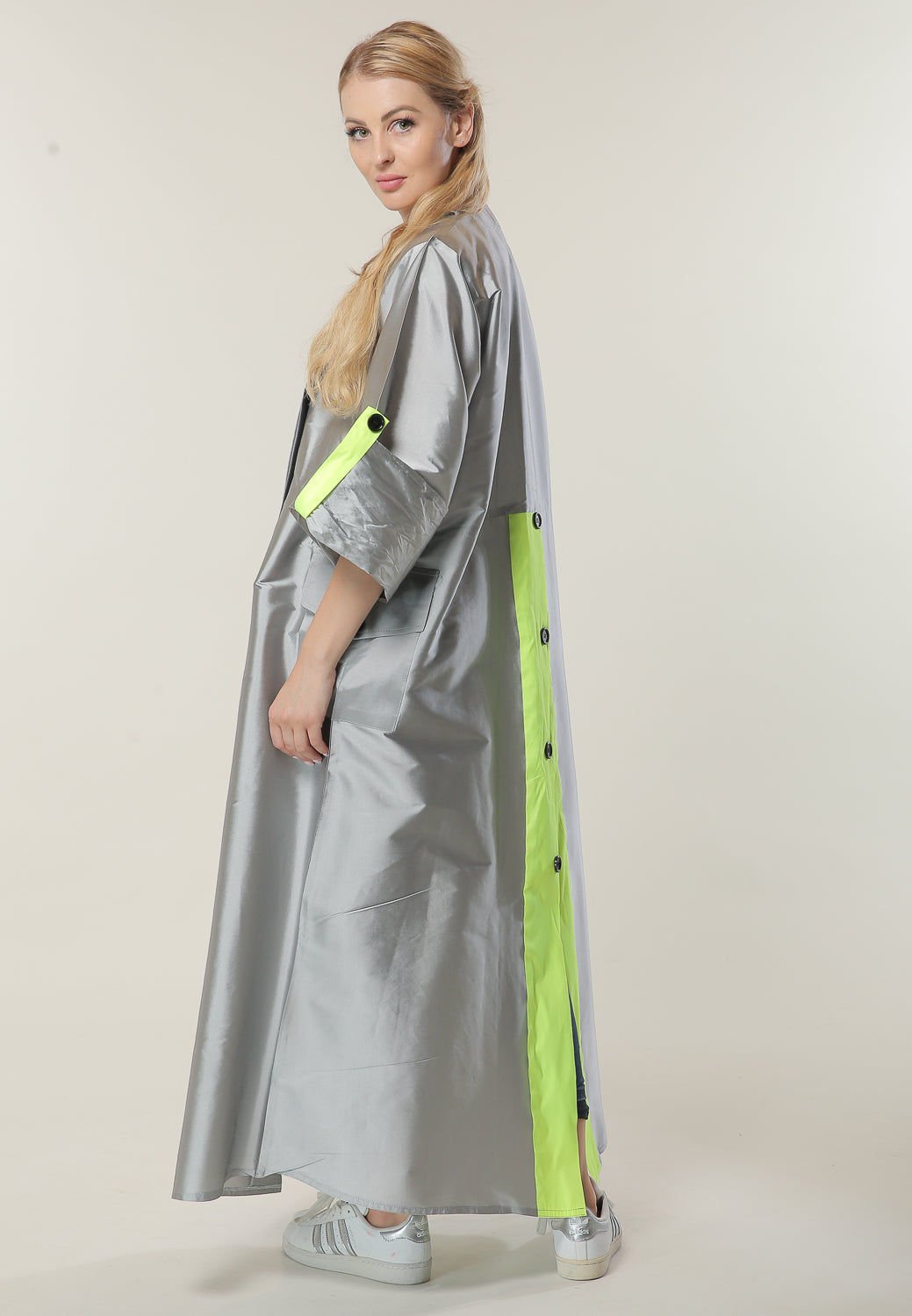 MOiSTREET Silver Casual Abaya