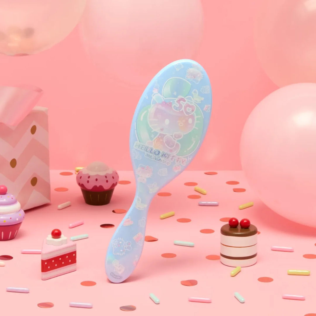 Wet Hello Kitty 50 Birthday Hair Brush
