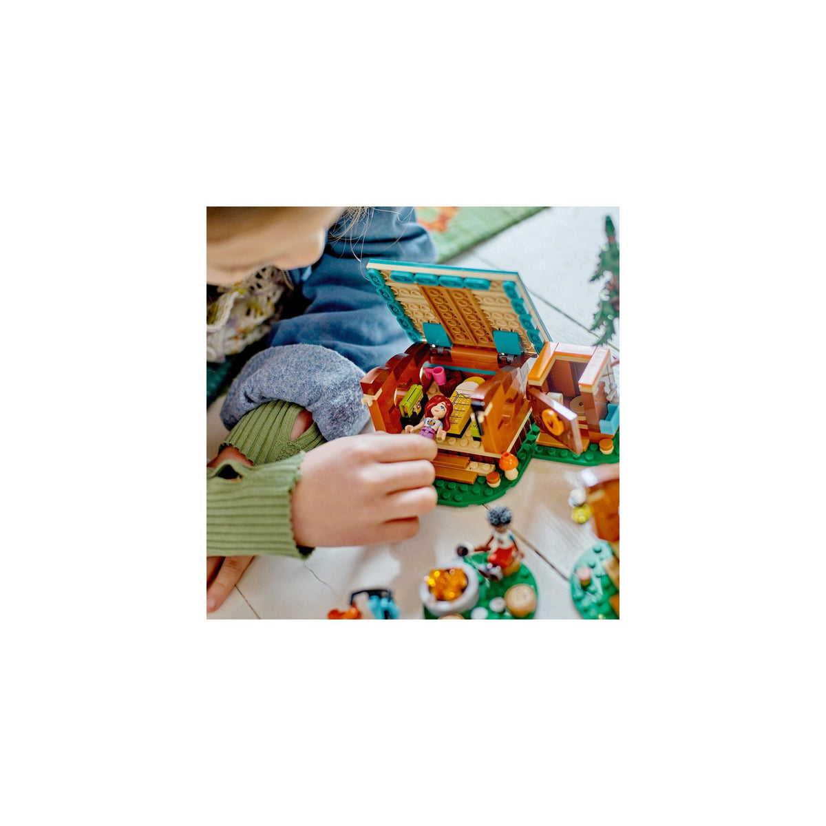 LEGO Friends-Adventure Camp Cozy Cabins