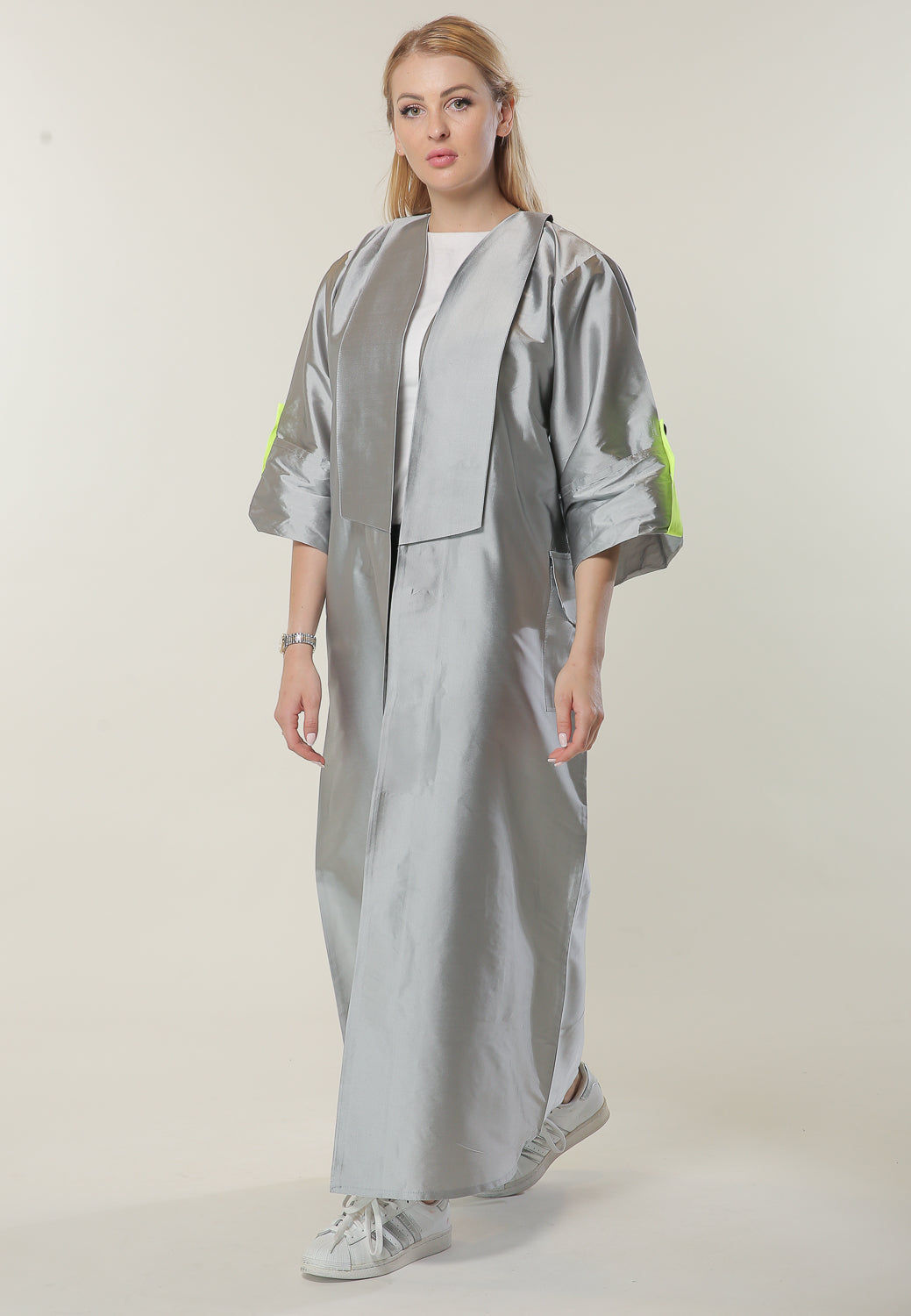 MOiSTREET Silver Casual Abaya