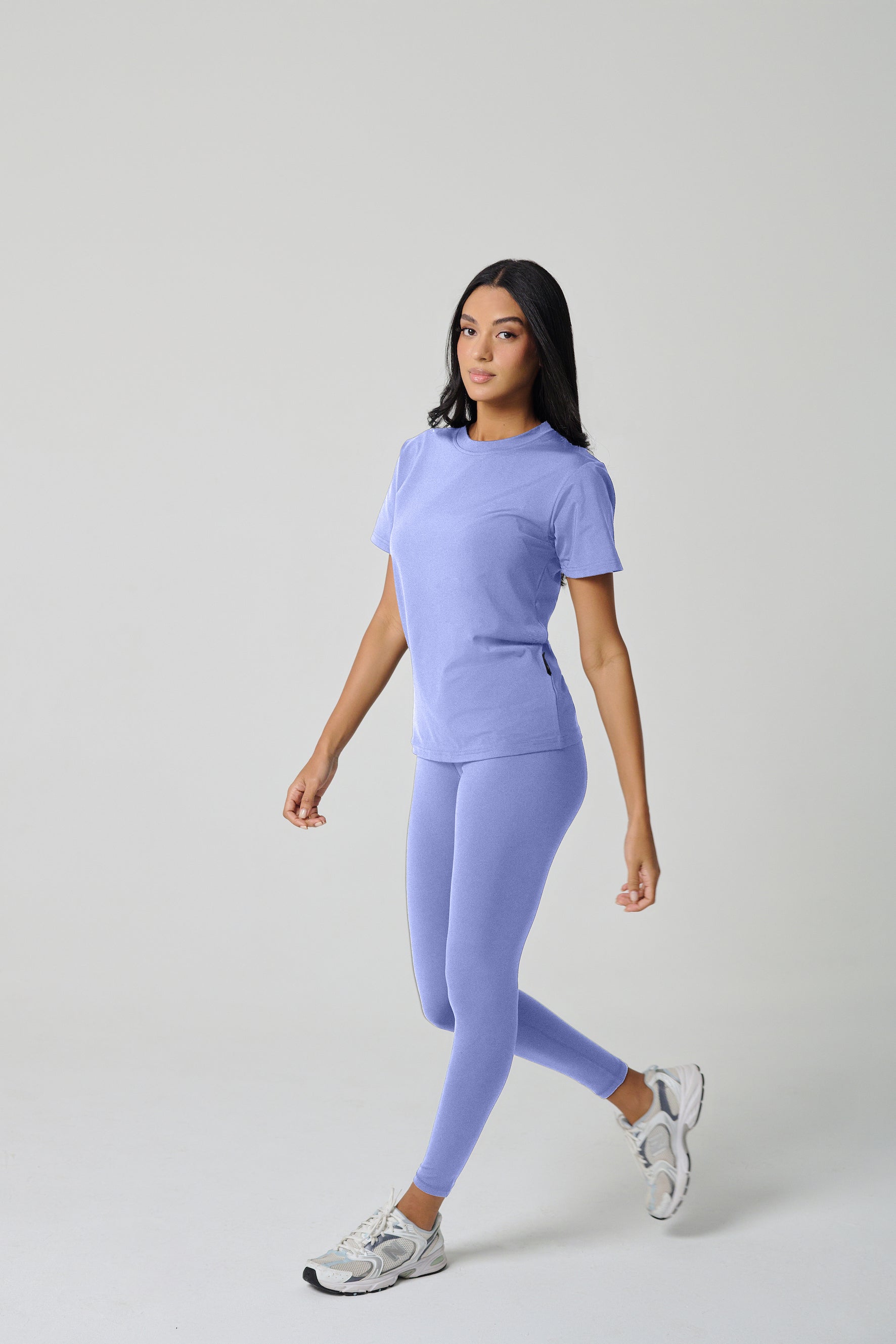 بنطال ضيق كلاسيكي للنساء من MULU - أزرق فاتح