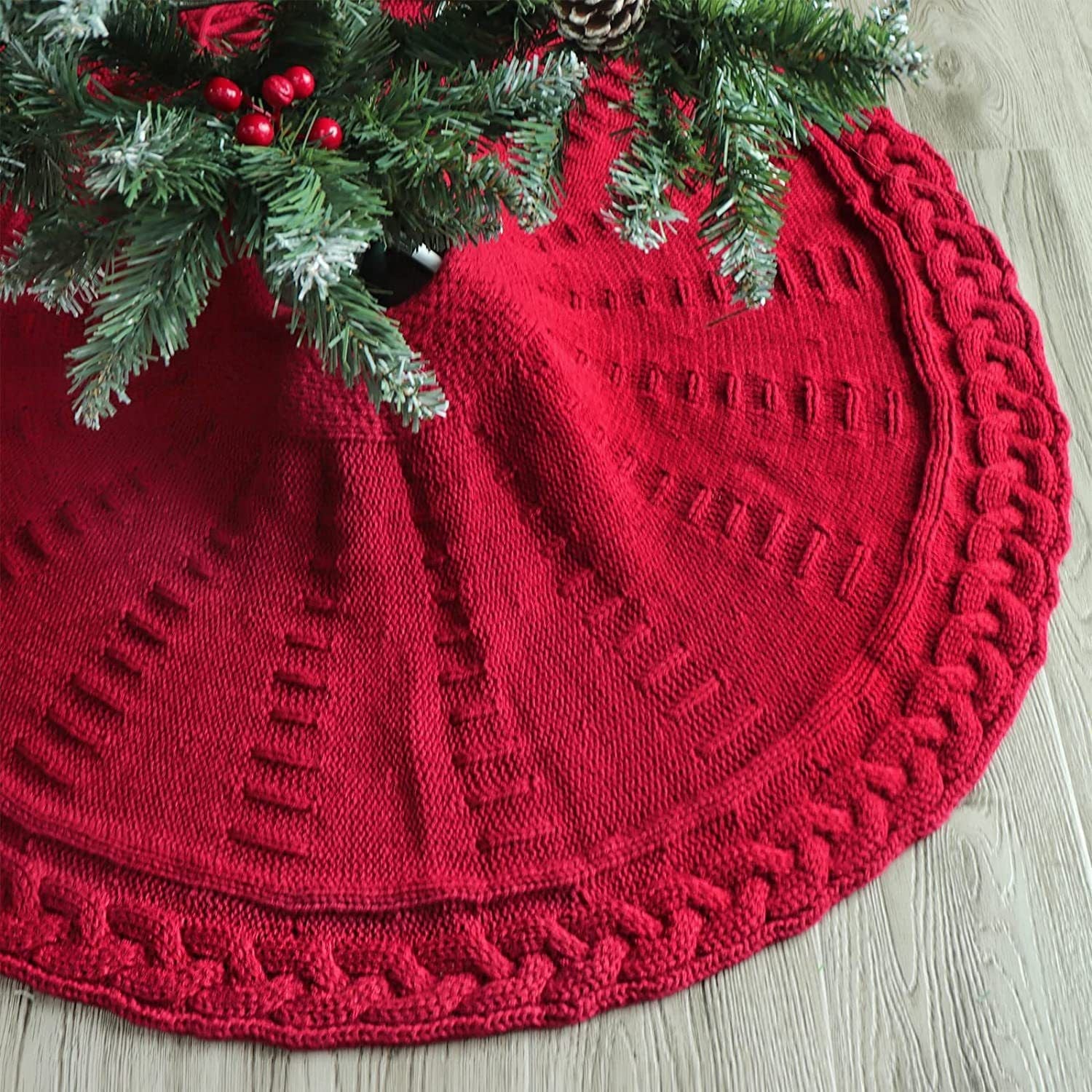 Christmas Tree Skirt Xmas Tree Plush Tree Mat for Holiday Home Decoration