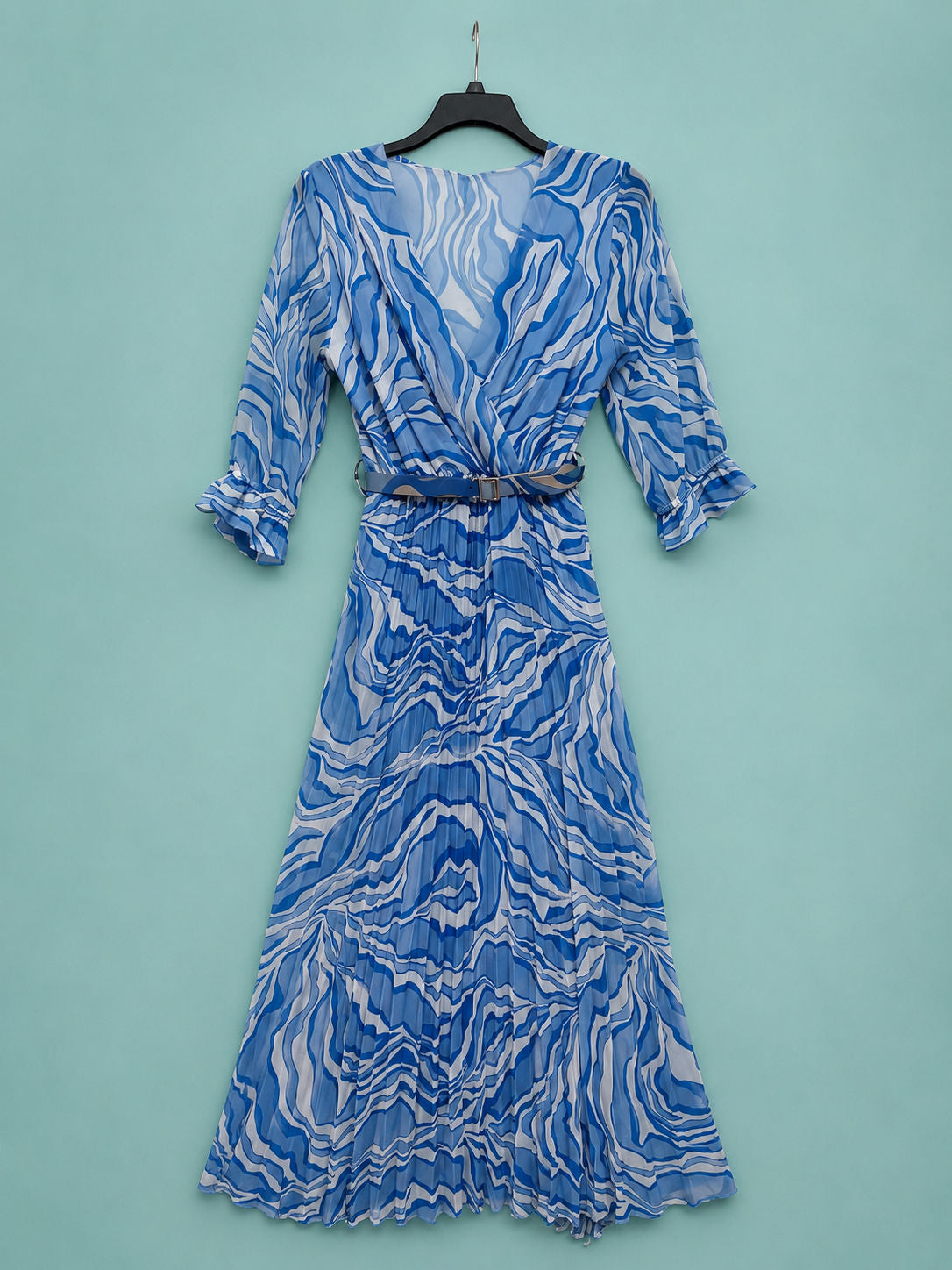 Tendresse Boutique Blue & White Pleated Dress