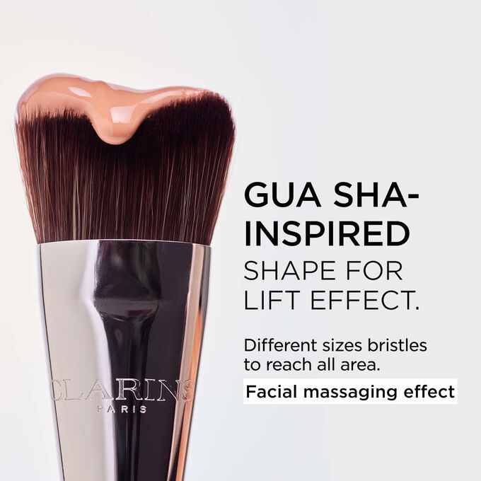 Gua Sha-Inspired Foundation Brush