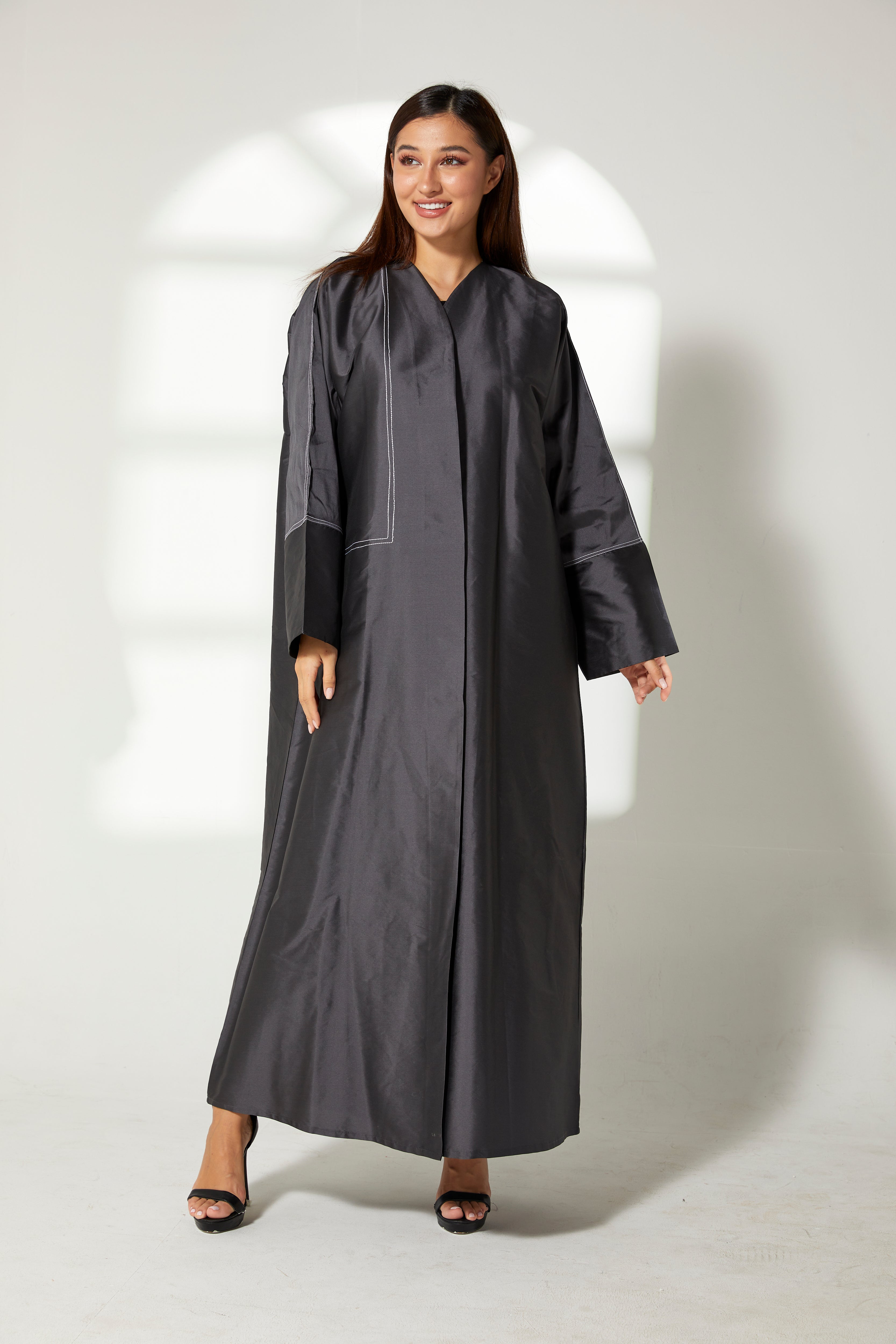 MOiSTREET Charcoal Black Taffeta Abaya