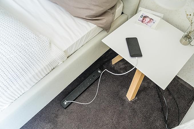 Brennenstuhl 1153243006 Ecolor extension lead 4-gang with 2 USB ports (Power strip 4-way with safety fuse button and 3m cable and switch, 90° angle of sockets)