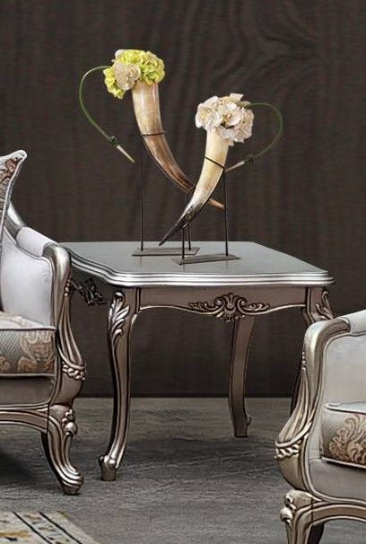 Victorian-Style End Table #G-923