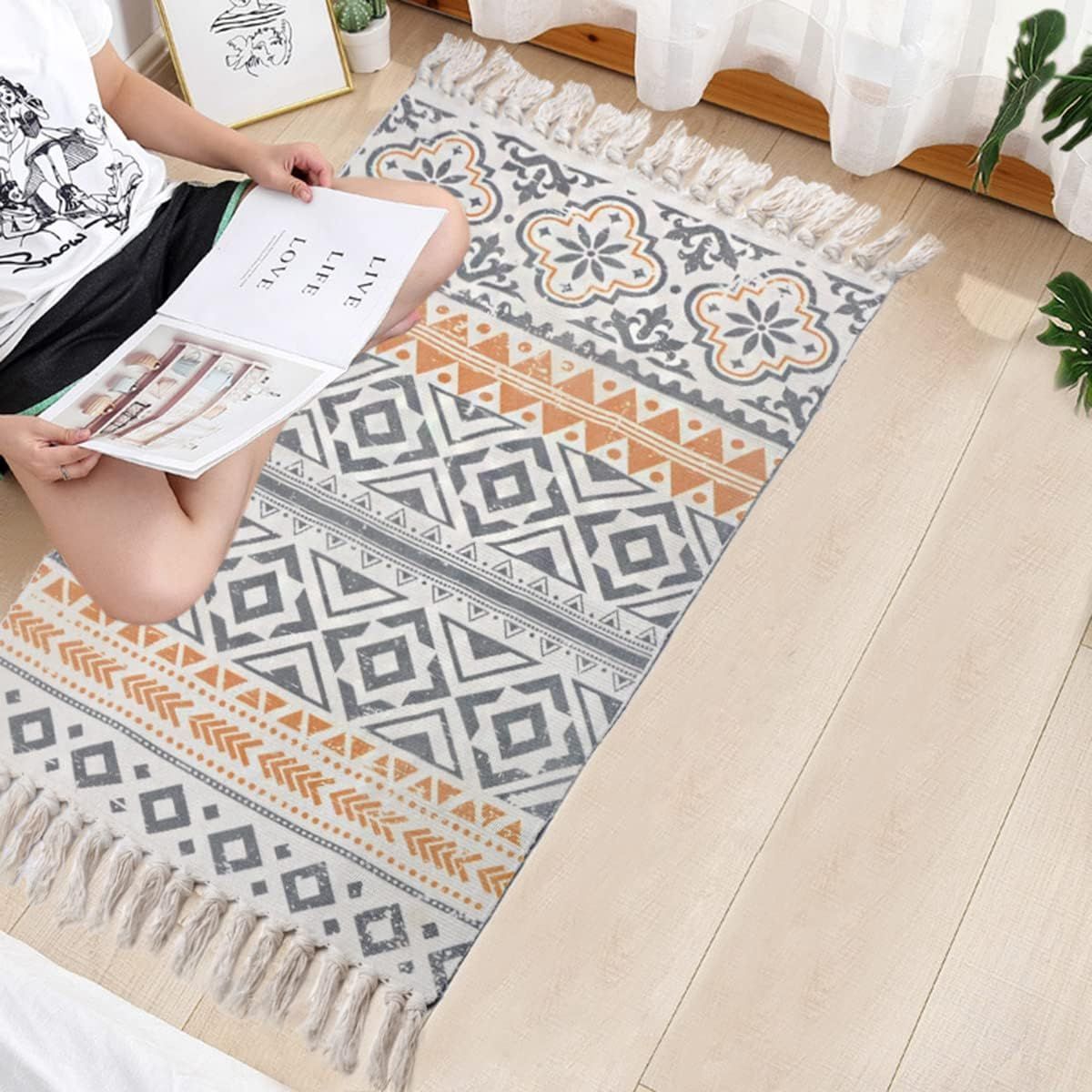 Decorative Boho Rug Fringe Throw Rugs Geometric Shapes Hand Woven Tassel Mat
