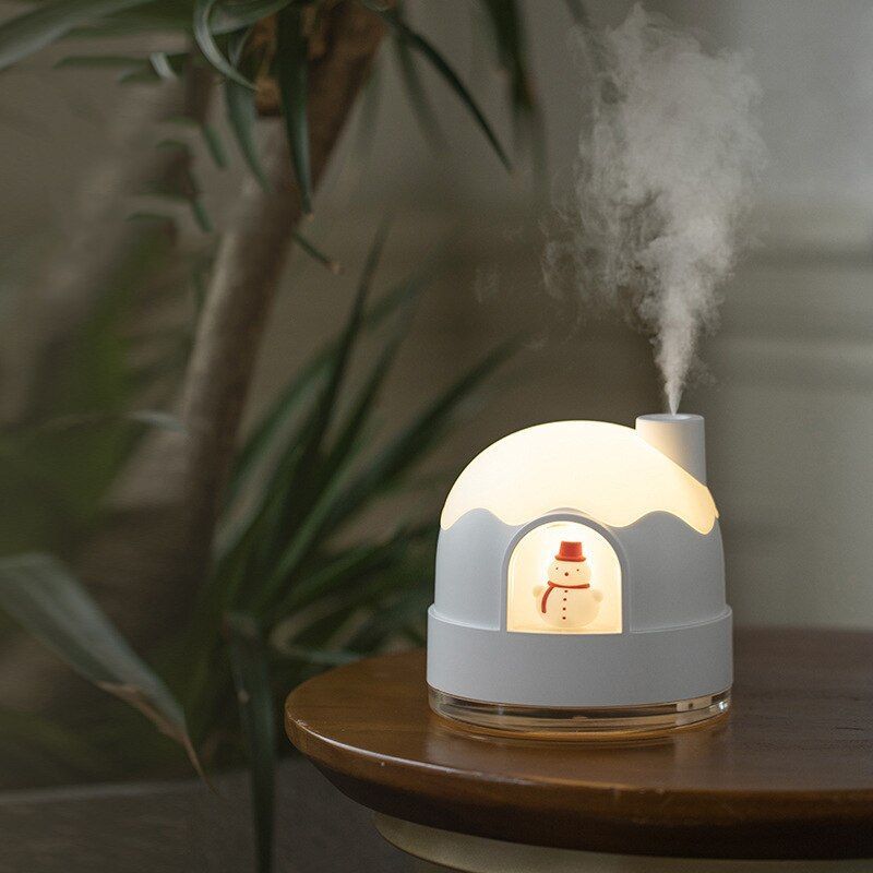 Portable Household Humidifier Igloo Snowman Night Light Christmas Gift Decor
