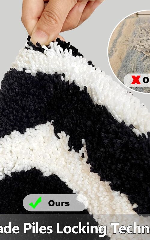 AIESY® Beautiful Microfiber Non Slip Bath Mat for Bathroom