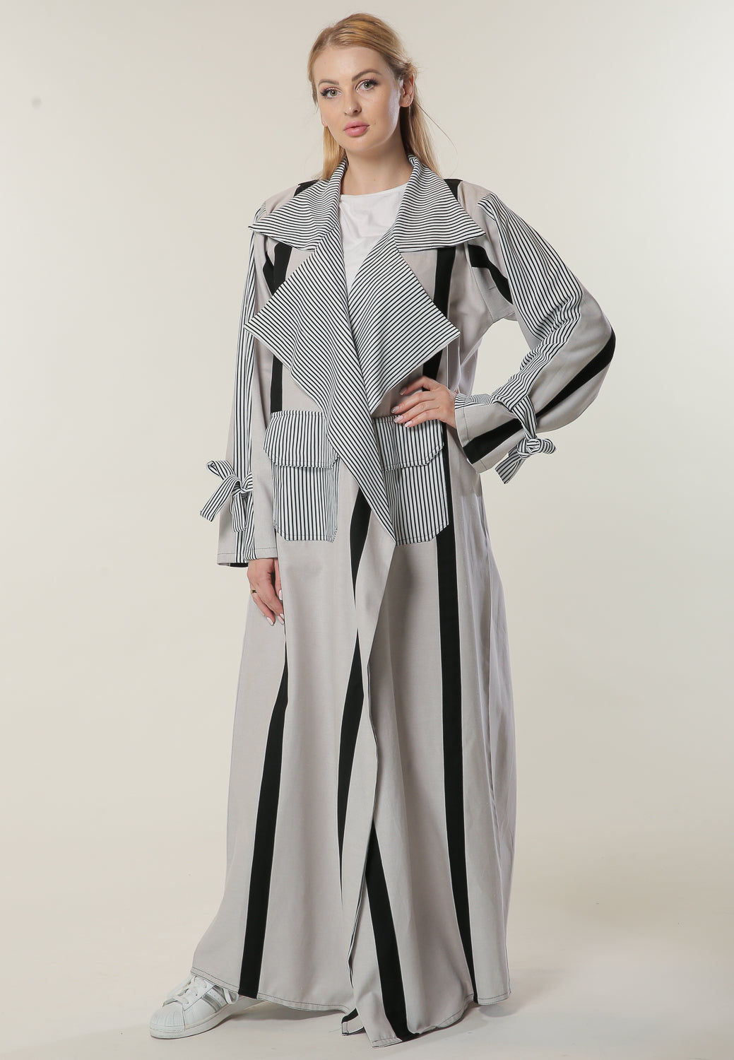 MOiSTREET Black & White Stripes Casual Abaya