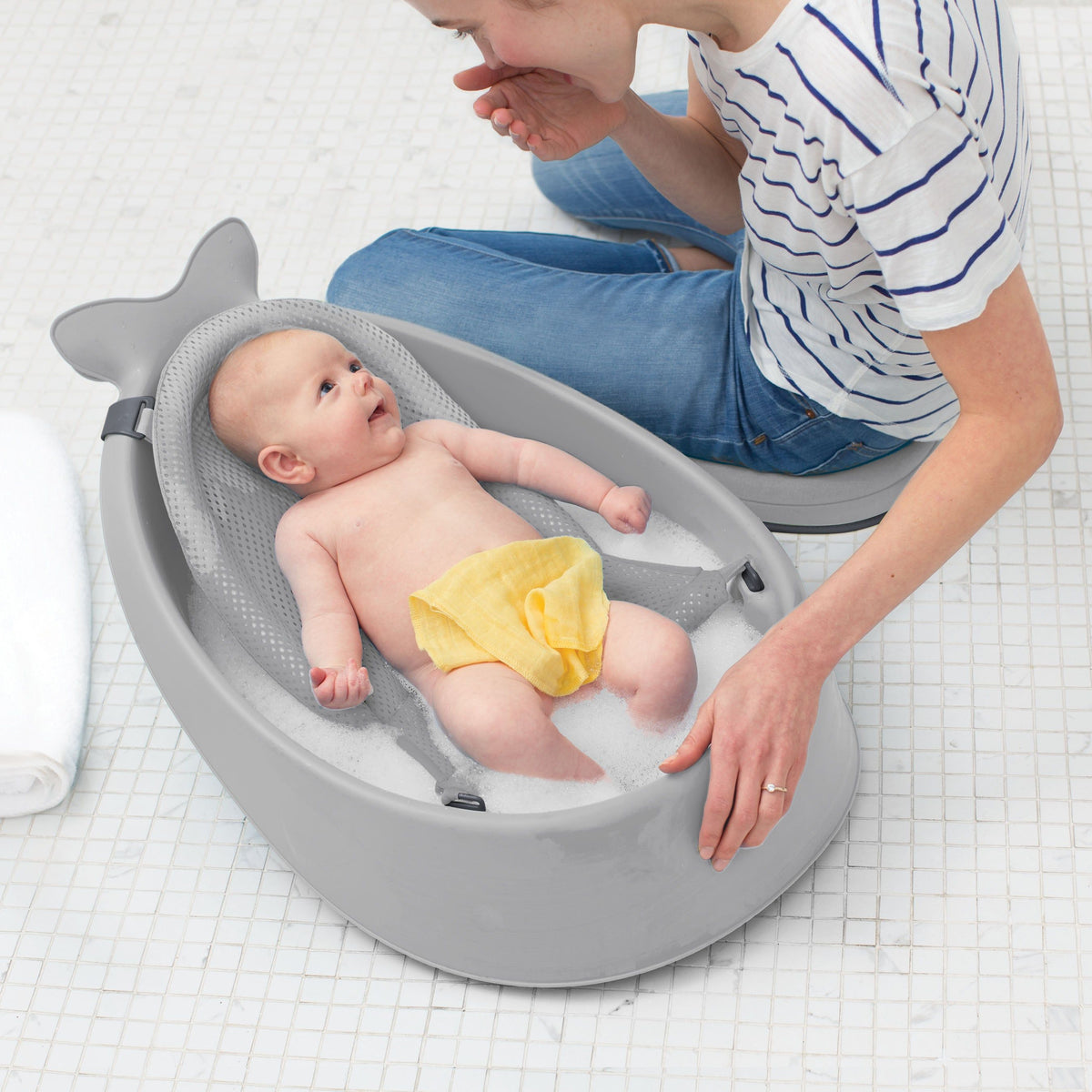 Skip Hop Moby Smart Sling 3-Stage Baby Bath Tub – Grey