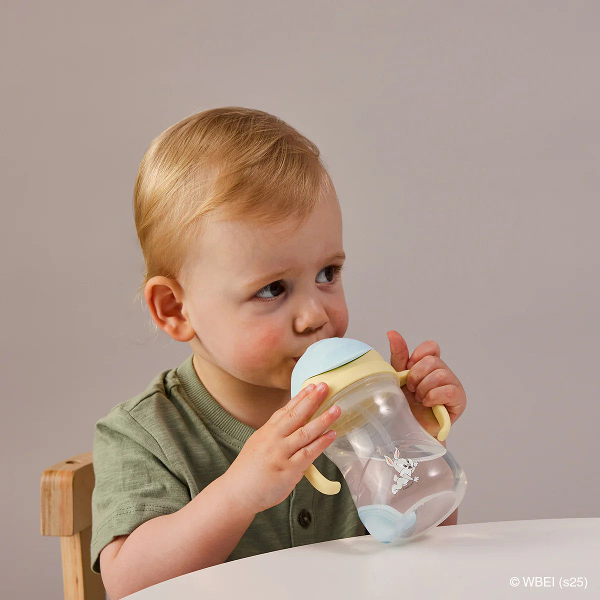 b.box Sippy Cup - Looney Tunes (Bugs Bunny)